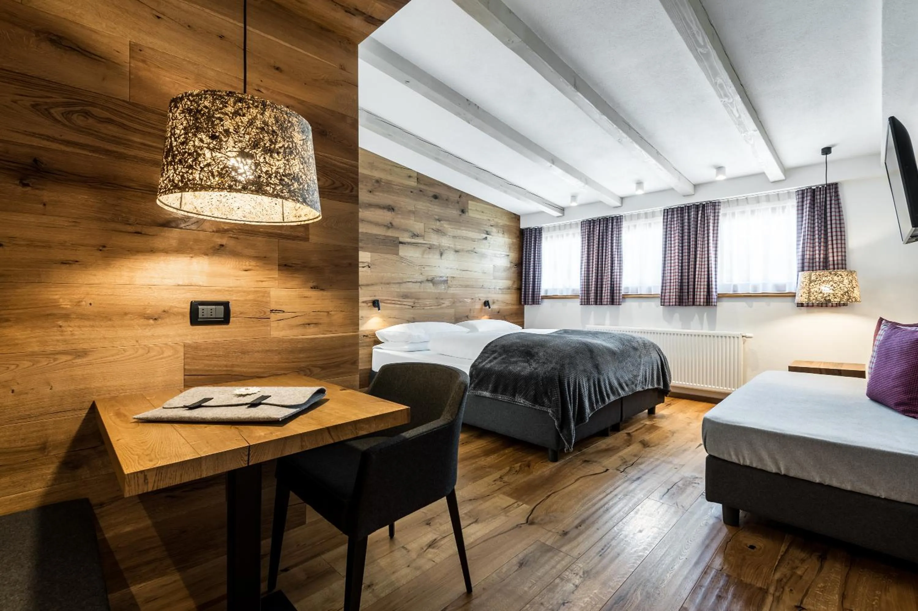 Photo of the whole room, Bed in Hotel Pradat