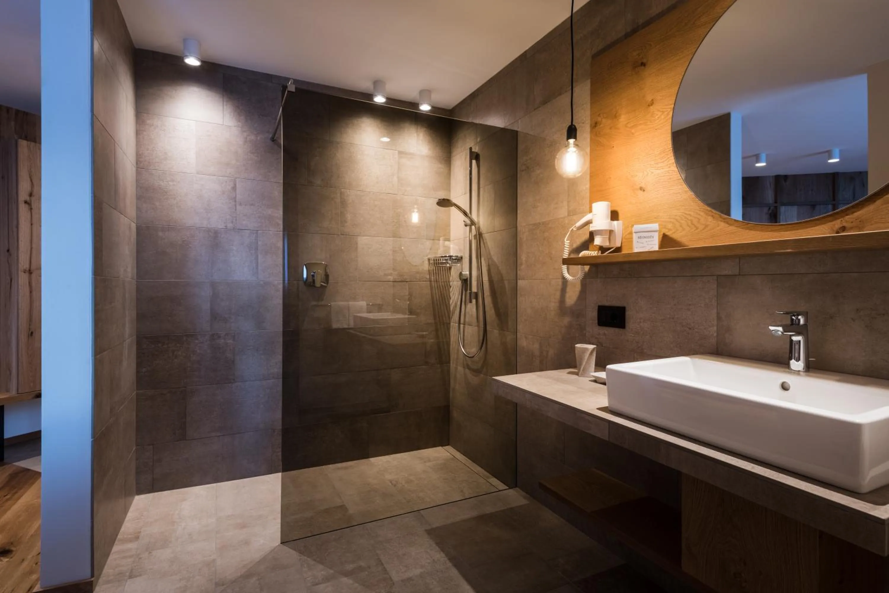 Bathroom in Hotel Pradat