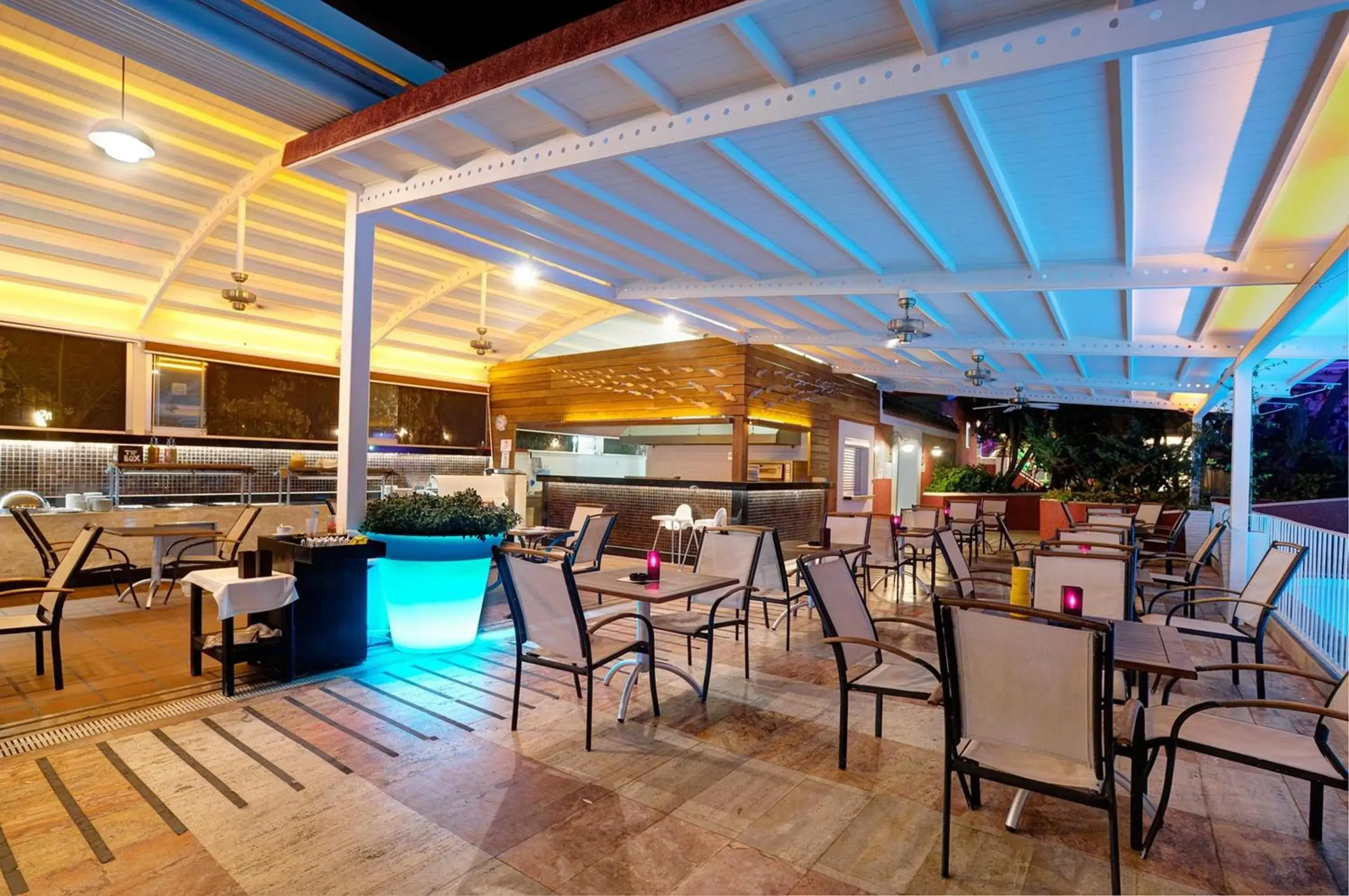 Lounge or bar in Belcekiz Beach Club - All Inclusive Lounge or bar in Belcekiz Beach Club - All Inclusive