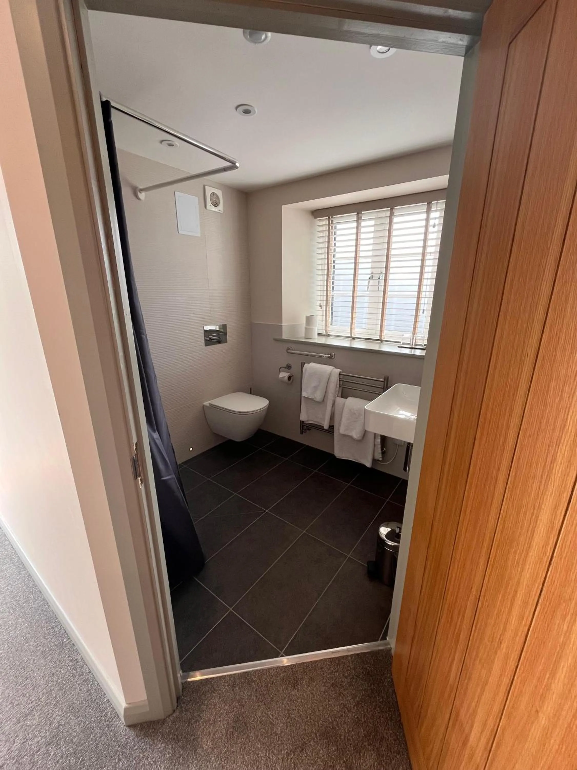 Bathroom in Number Four at Stow