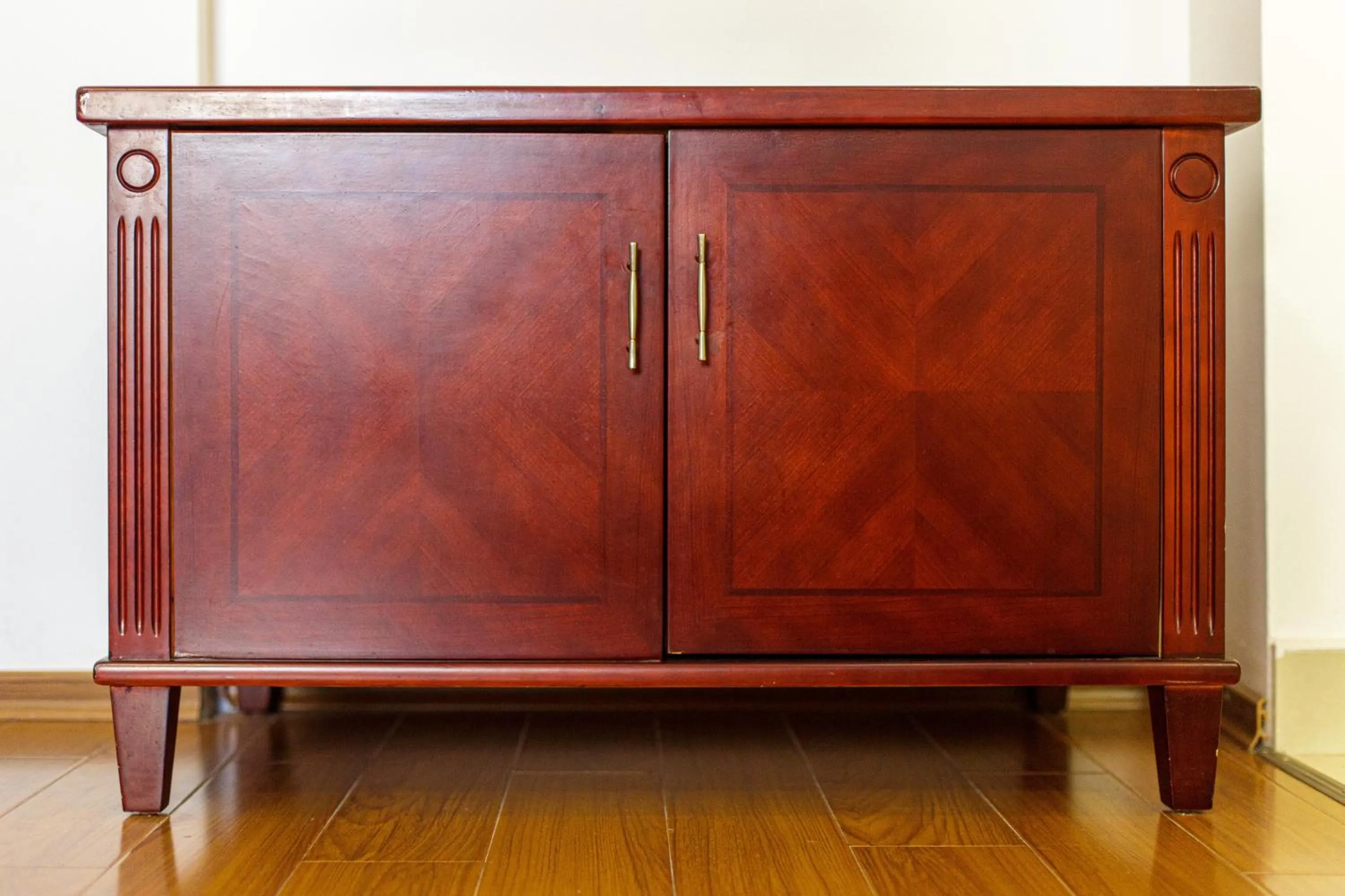 Decorative detail in Lira Pacific Aparthotel