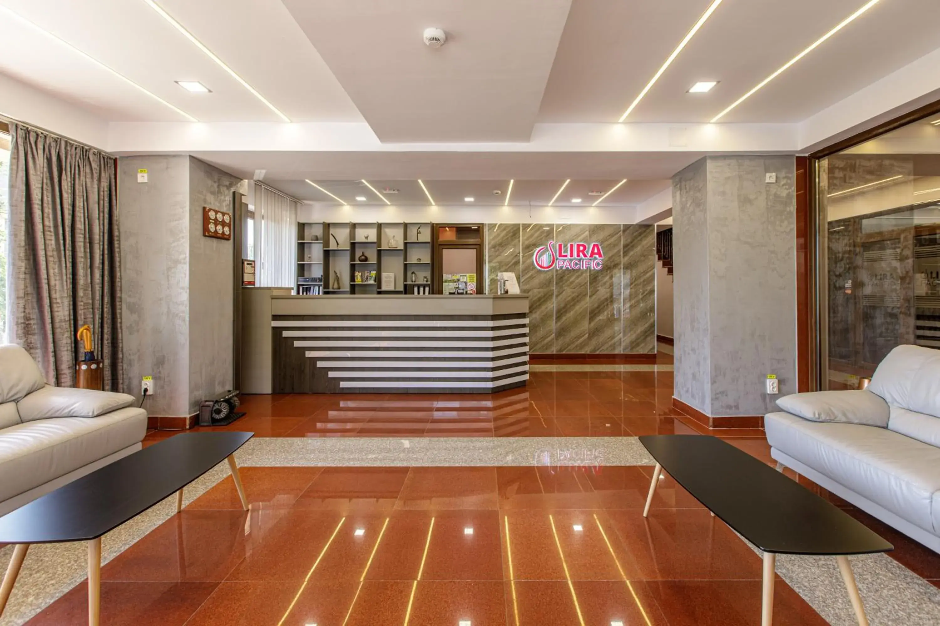 Lobby or reception in Lira Pacific Aparthotel Lobby or reception in Lira Pacific Aparthotel