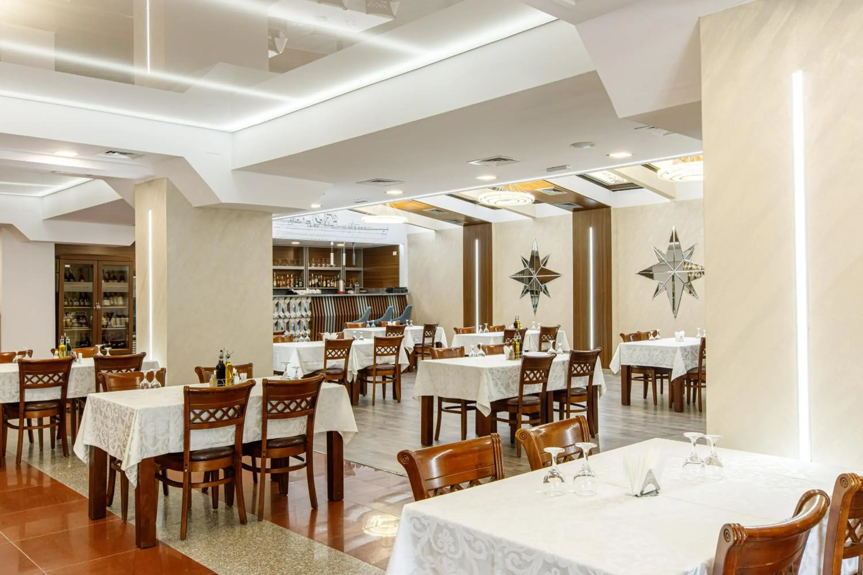 Restaurant/places to eat in Lira Pacific Aparthotel Restaurant/places to eat in Lira Pacific Aparthotel