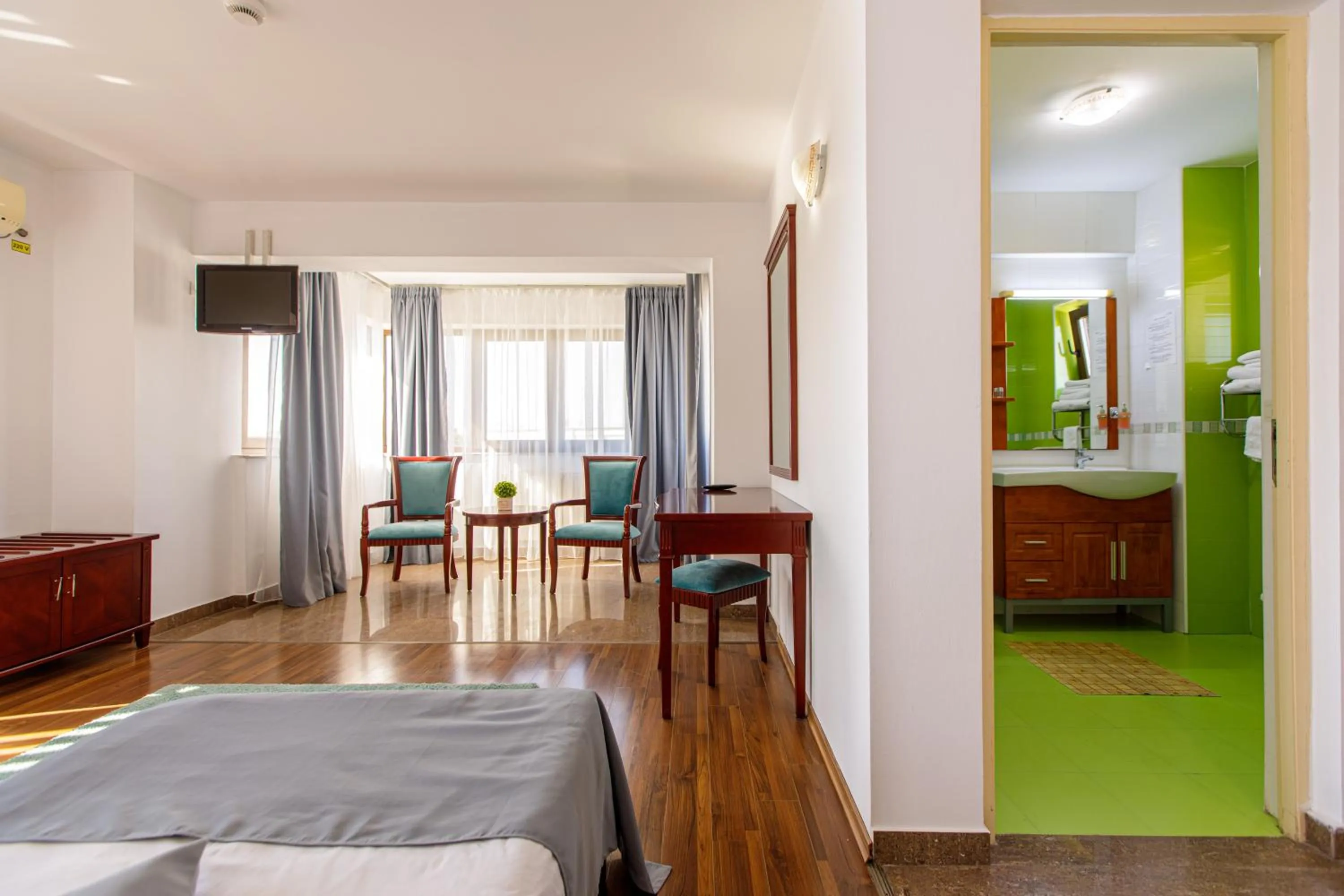 Bedroom, Bed in Lira Pacific Aparthotel