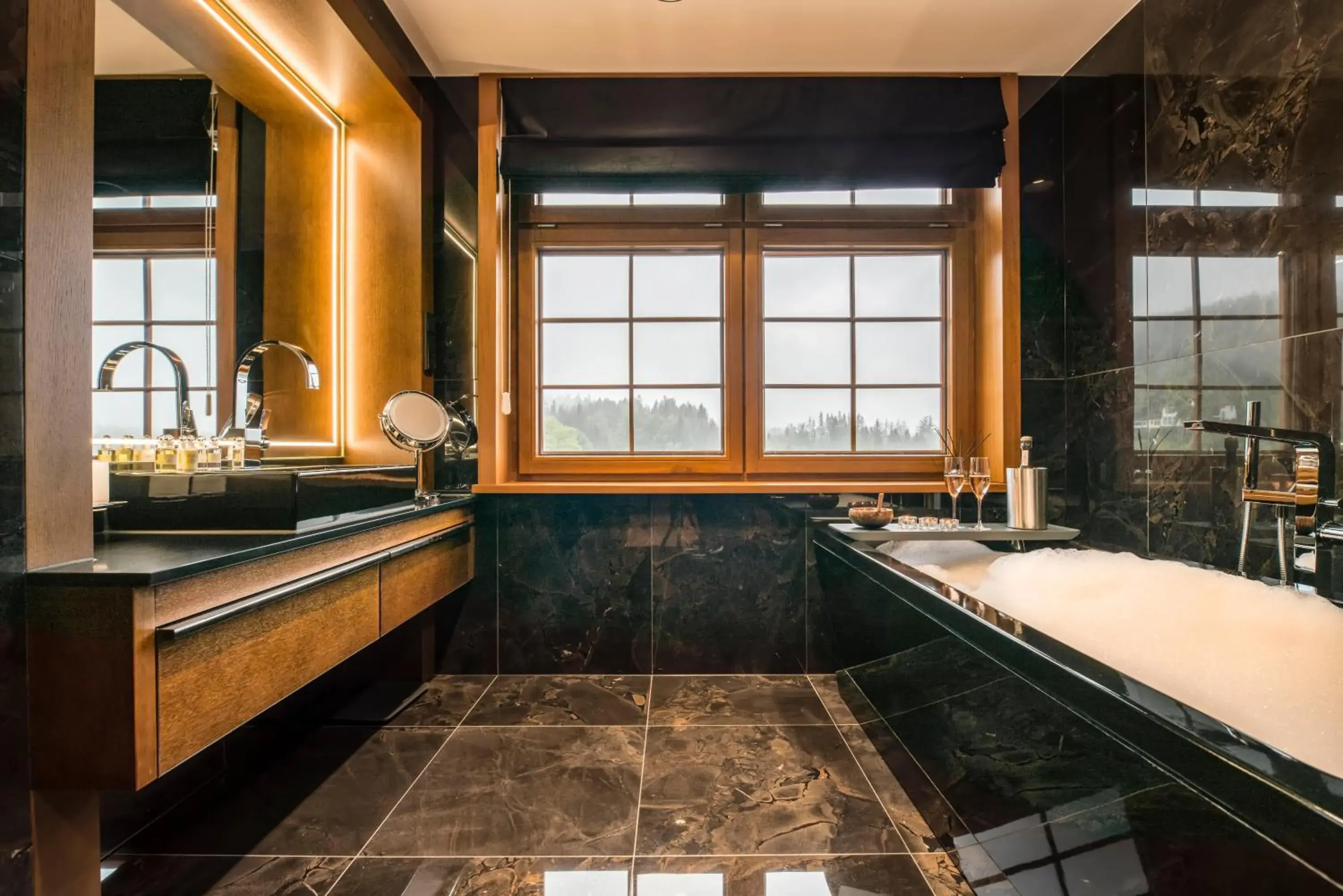 Exclusive with a bath in Hotel Seidorf Exclusive with a bath in Hotel Seidorf