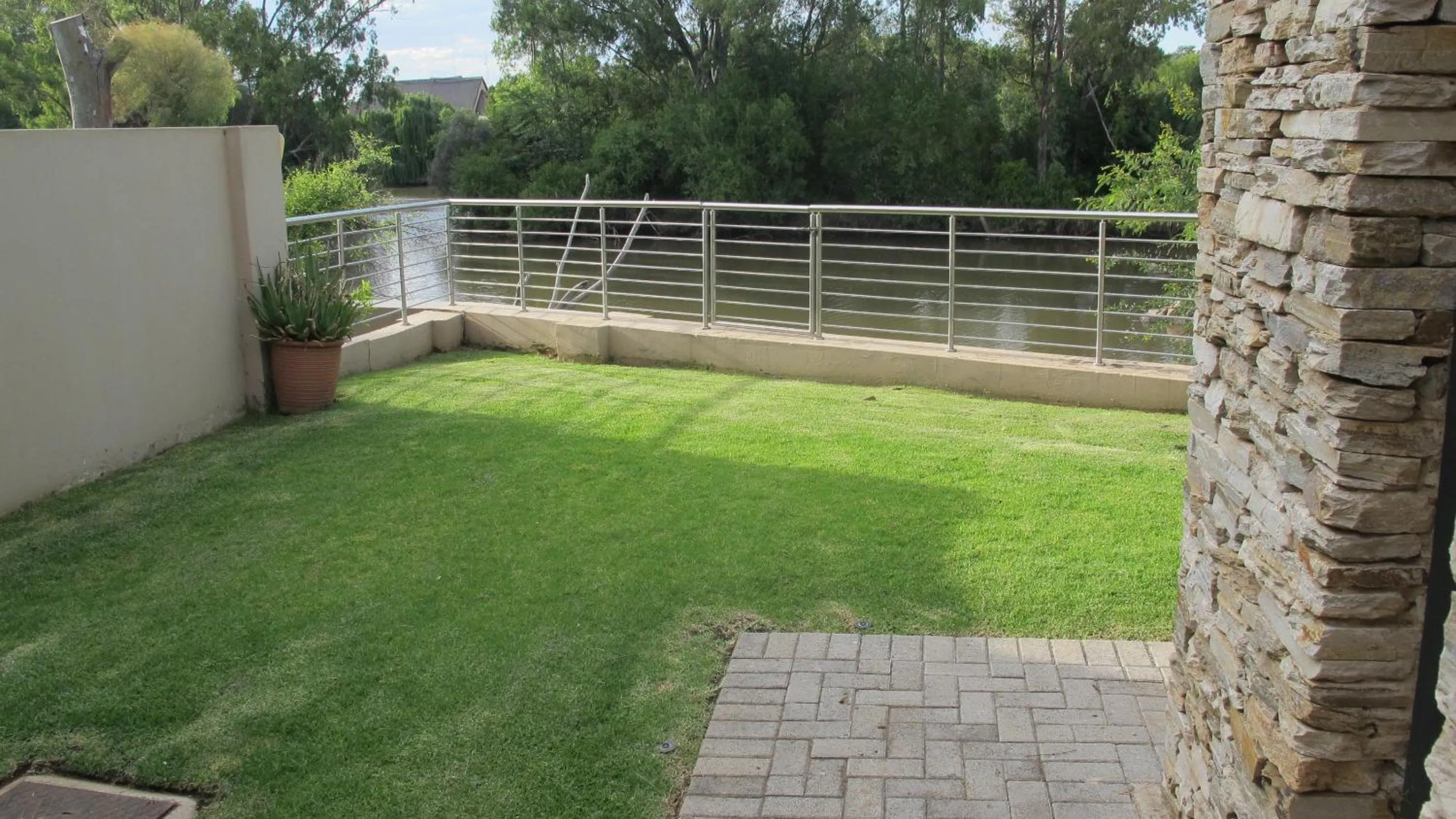397 Vaal de Grace Golf Estate