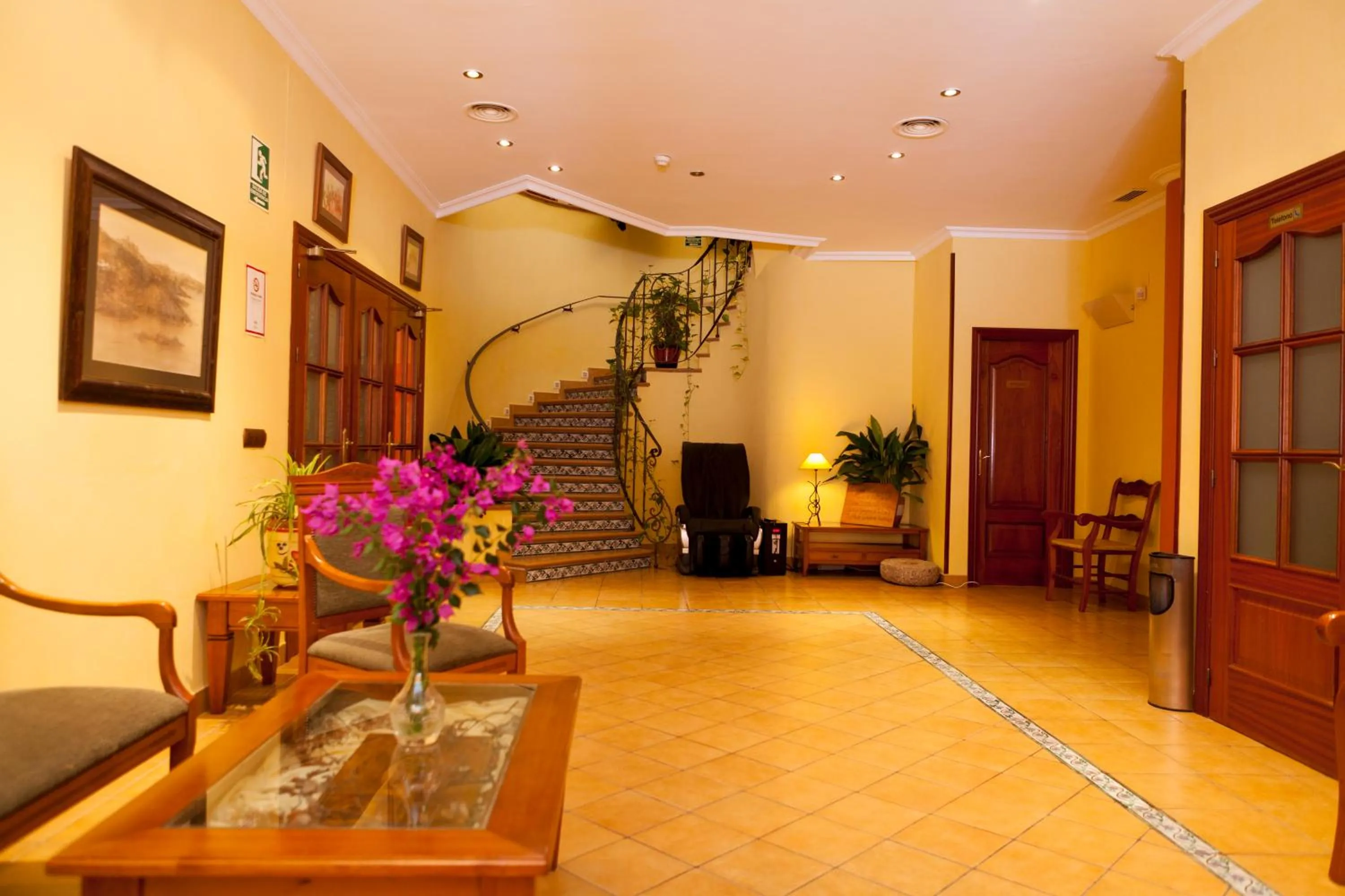 Lobby or reception in Hotel Paraje La Lambra