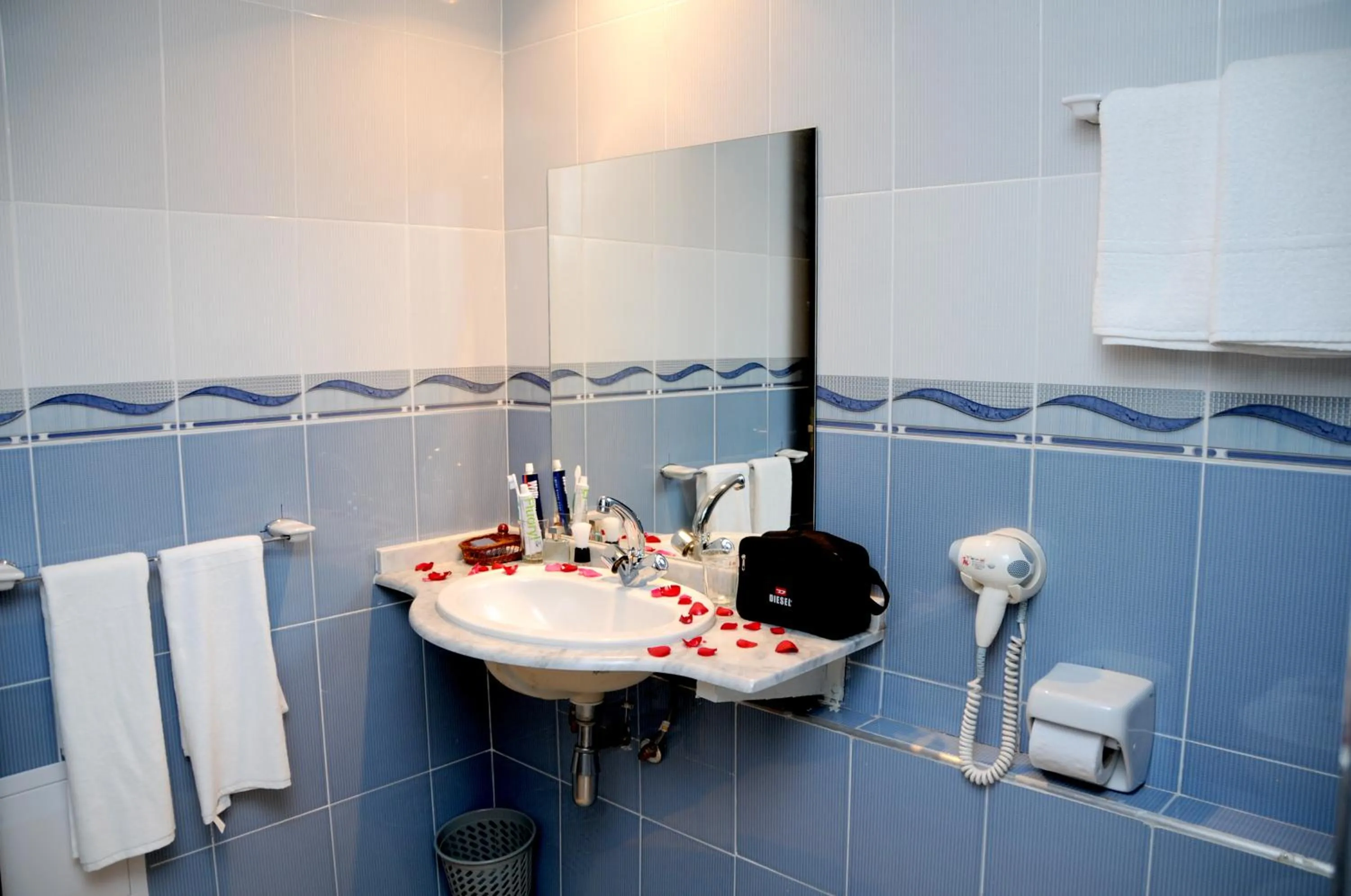 Bathroom in Residence Hotel Assounfou