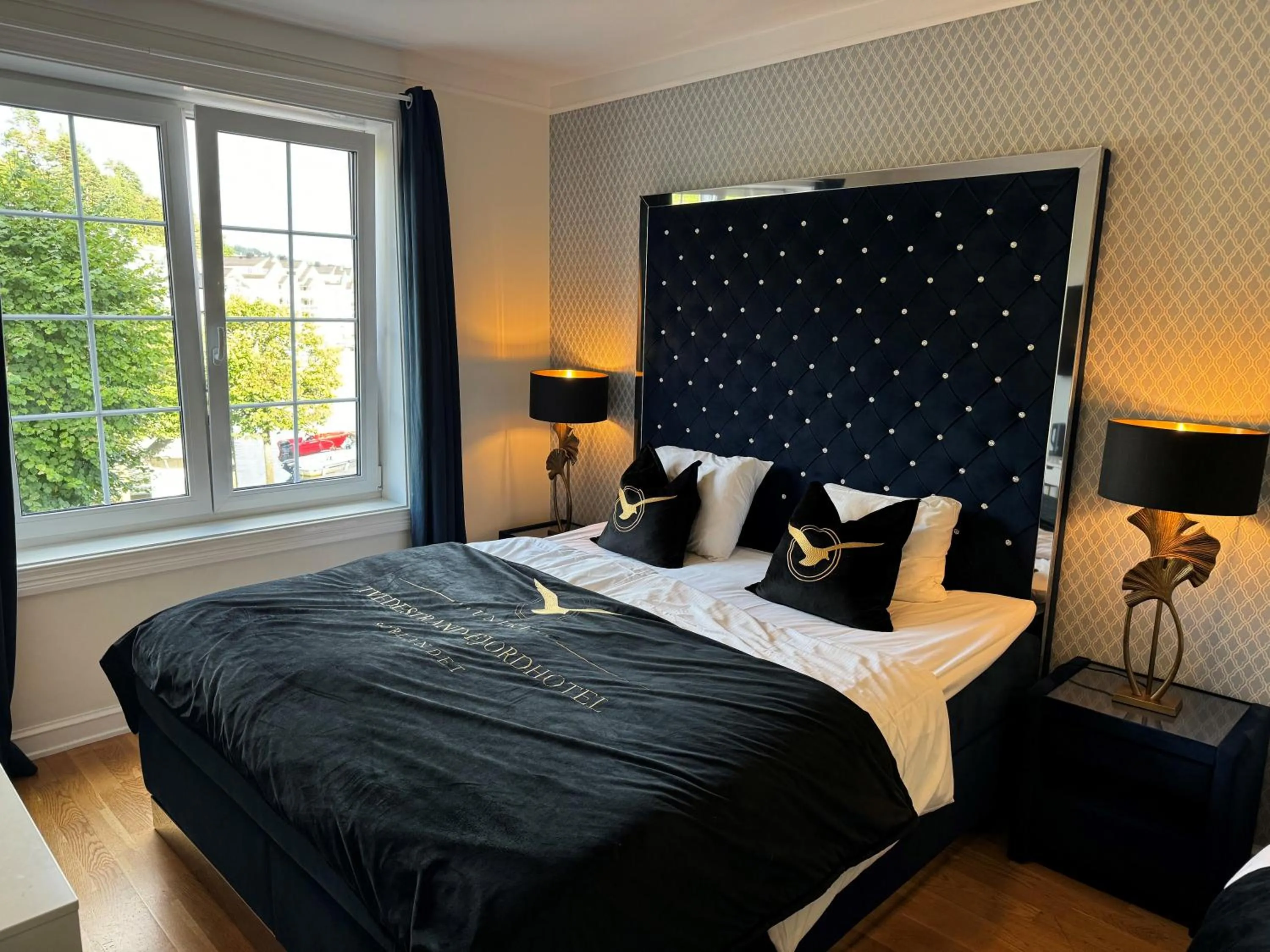 Photo of the whole room, Bed in Tvedestrand Fjordhotell - Unike Hoteller