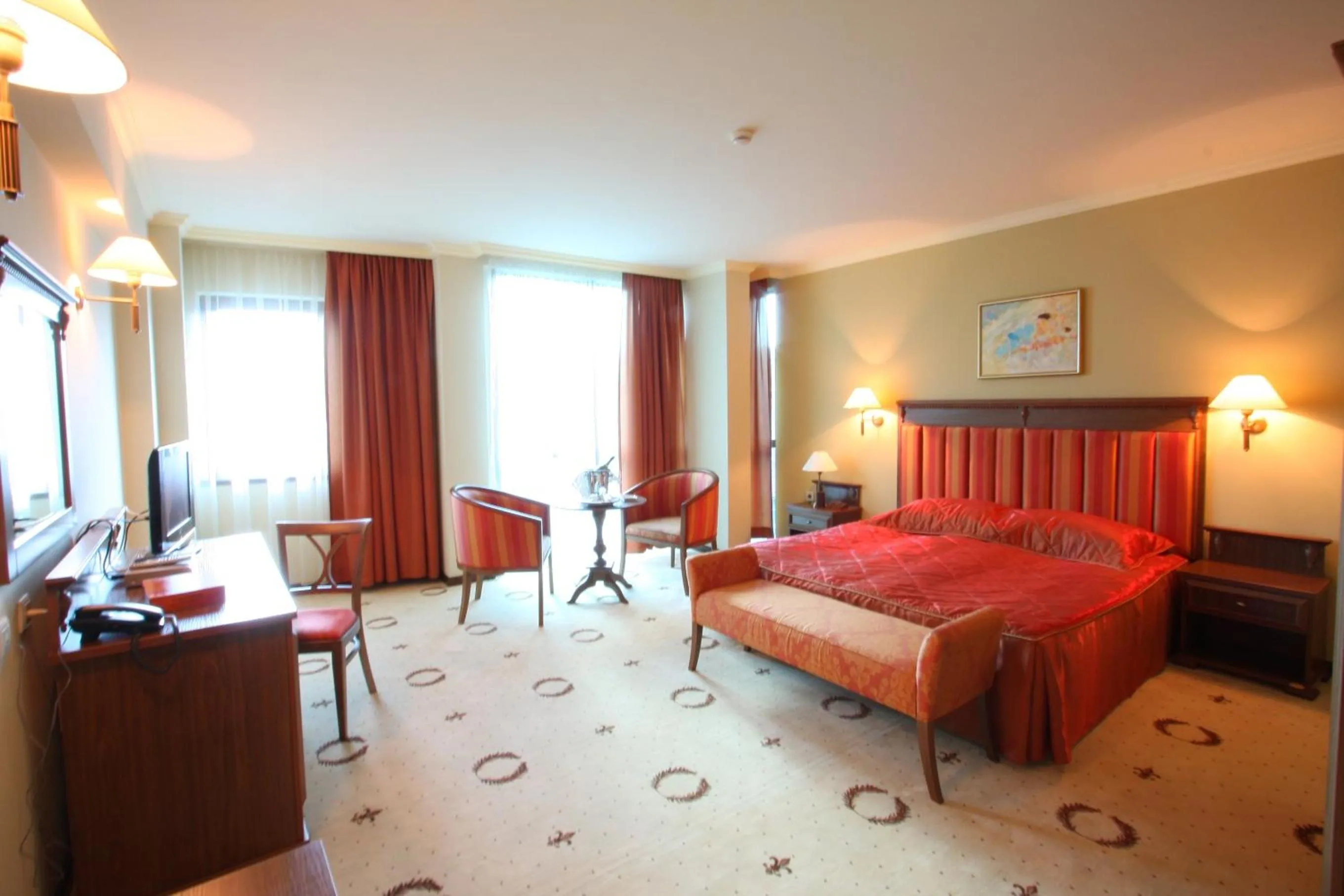 Bed in Efir