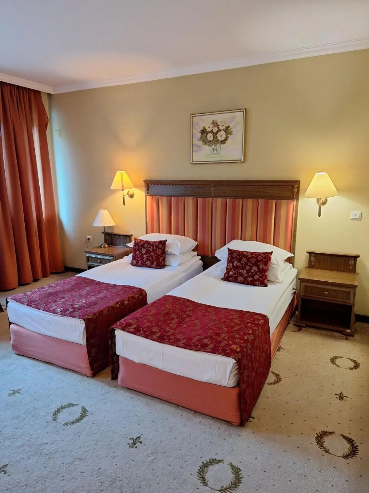 Bed in Efir