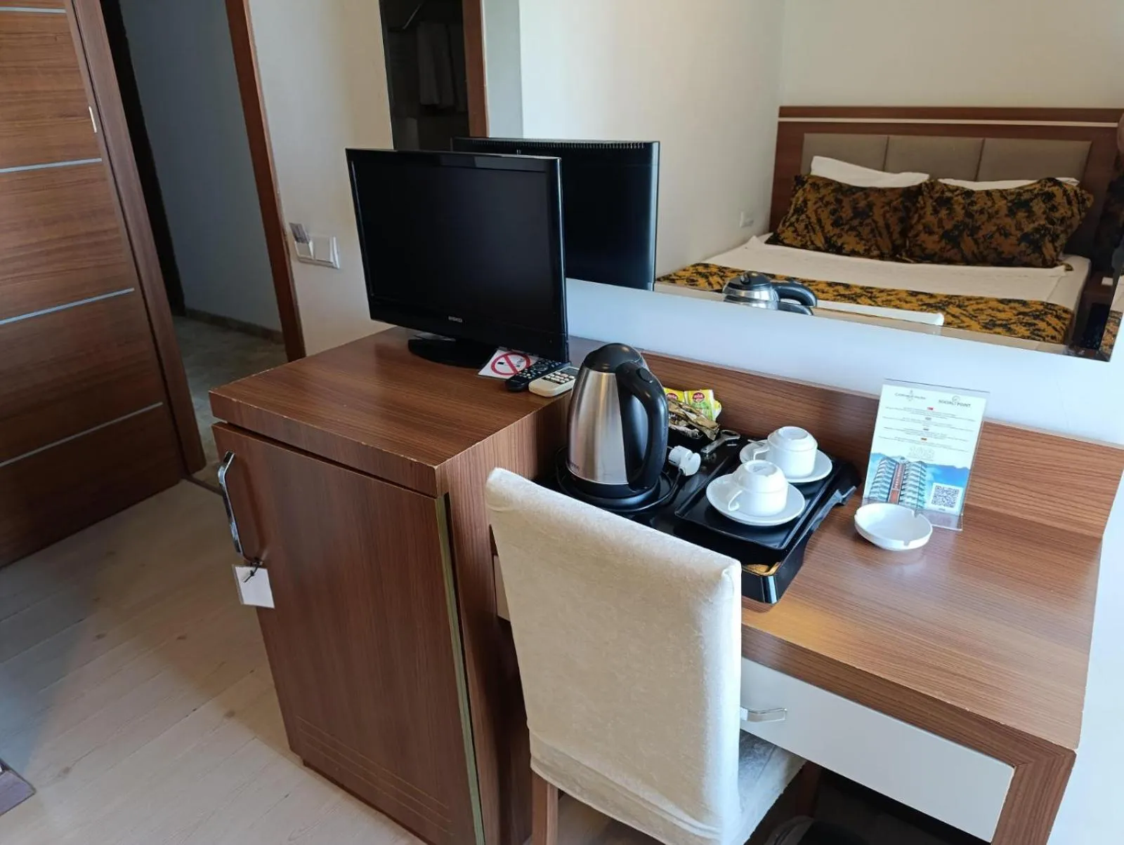 Bed in The Corner Park Hotel