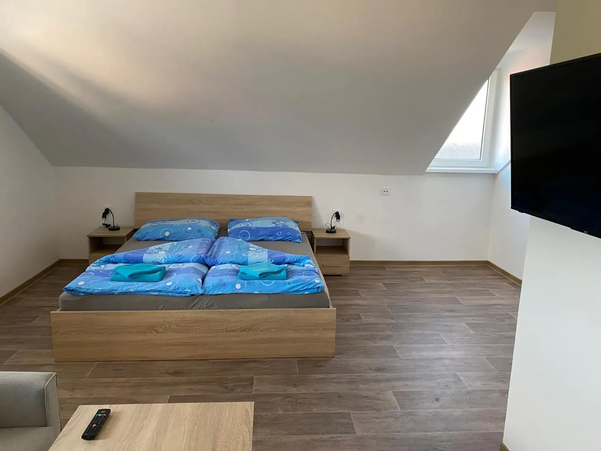 Family Room with Bathroom - single occupancy in Hostinec U Pejska a Kocicky Family Room with Bathroom - single occupancy in Hostinec U Pejska a Kocicky