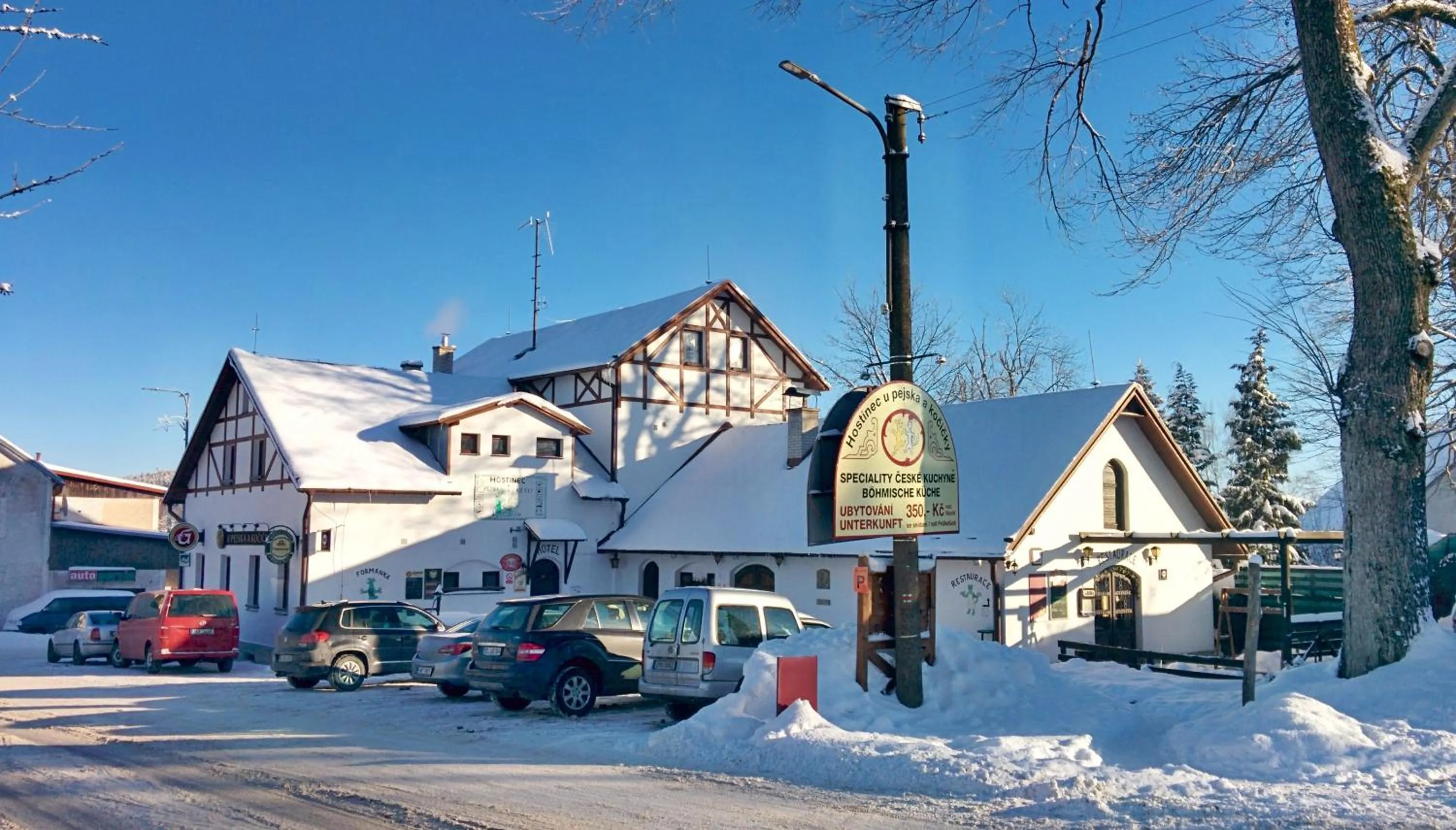 Winter in Hostinec U Pejska a Kocicky
