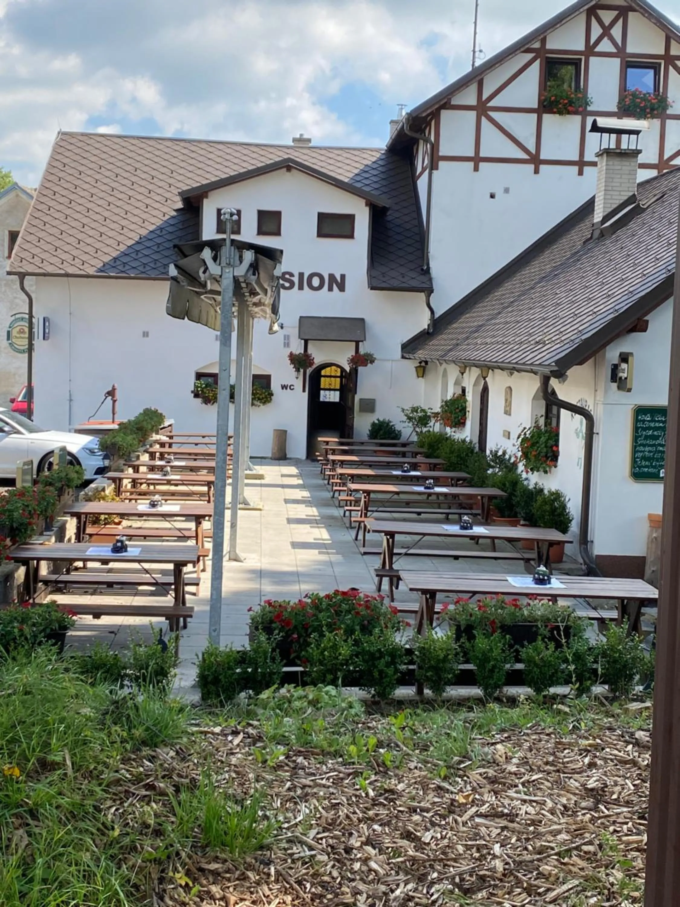 Hostinec U Pejska a Kocicky