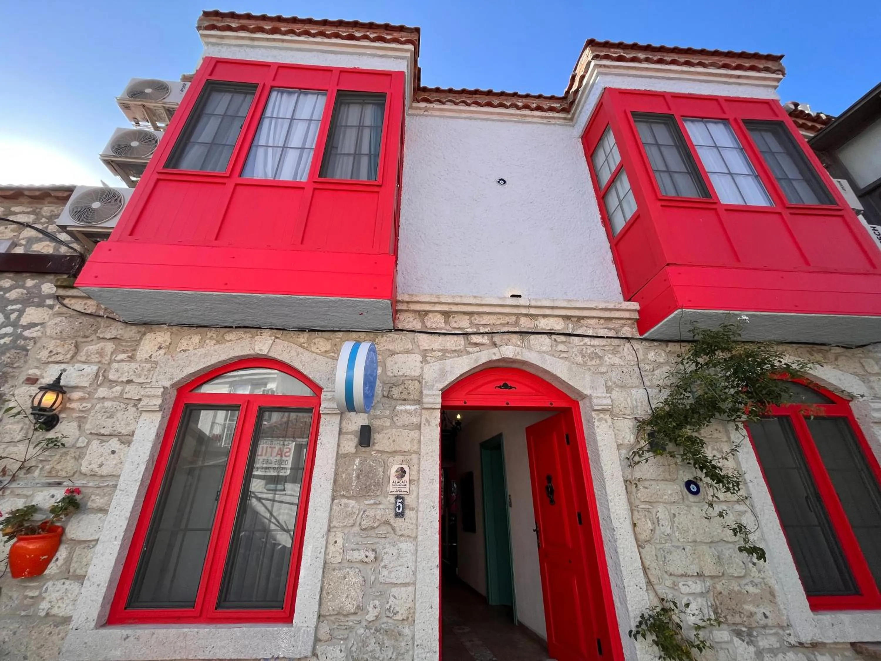 Property building in Bedirhan Konak Otel