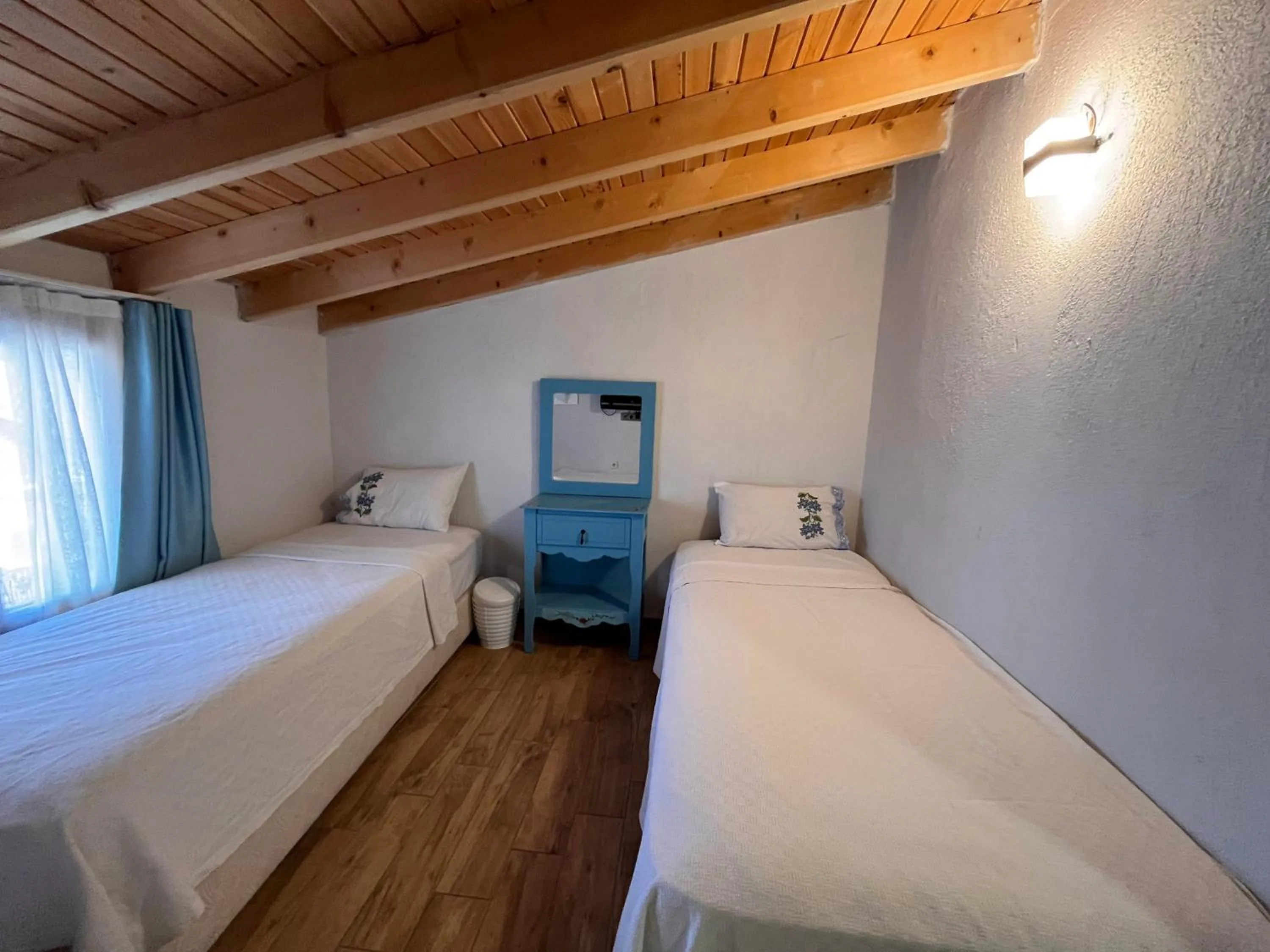 Bedroom, Bed in Bedirhan Konak Otel