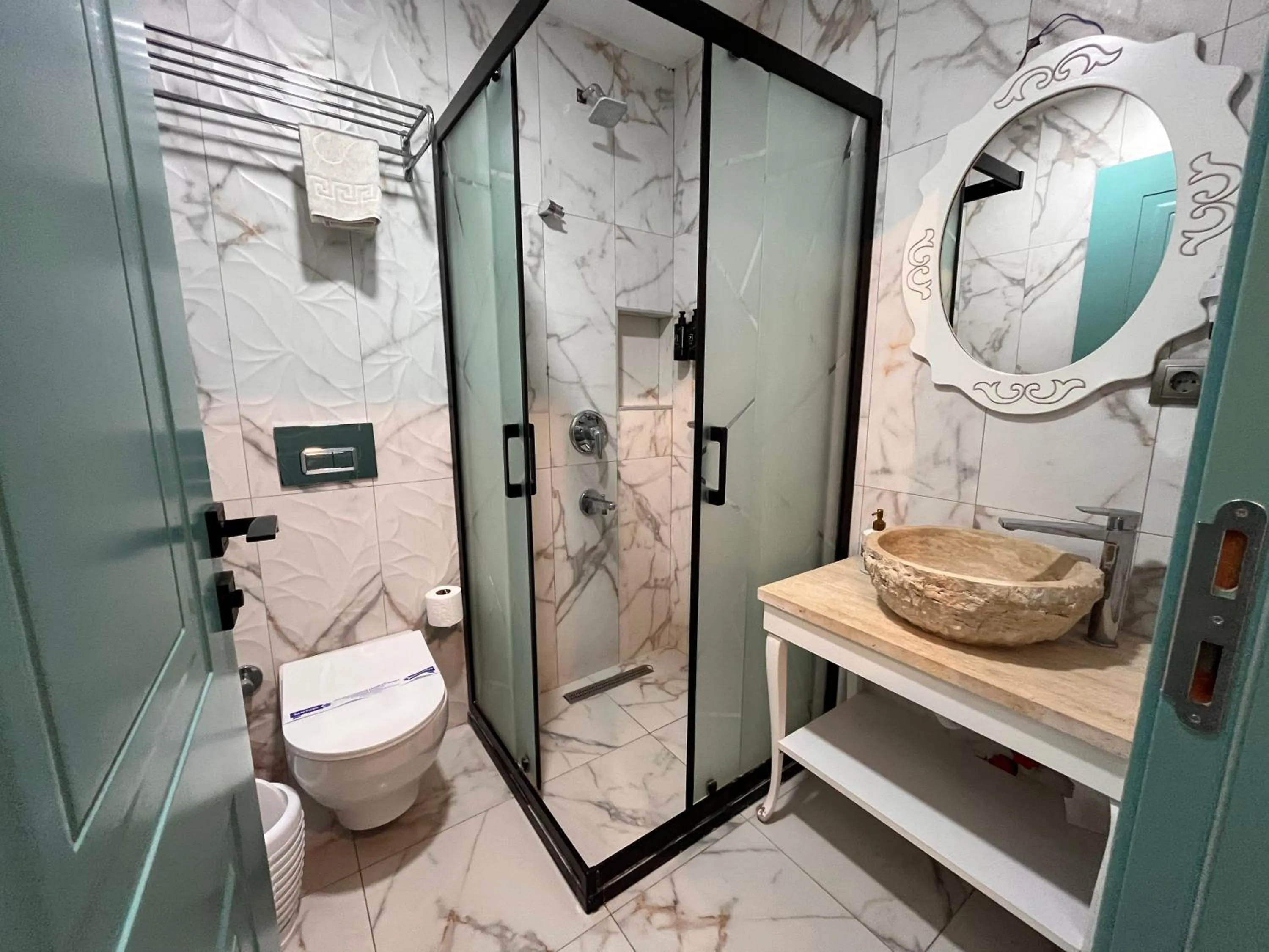 Toilet in Bedirhan Konak Otel