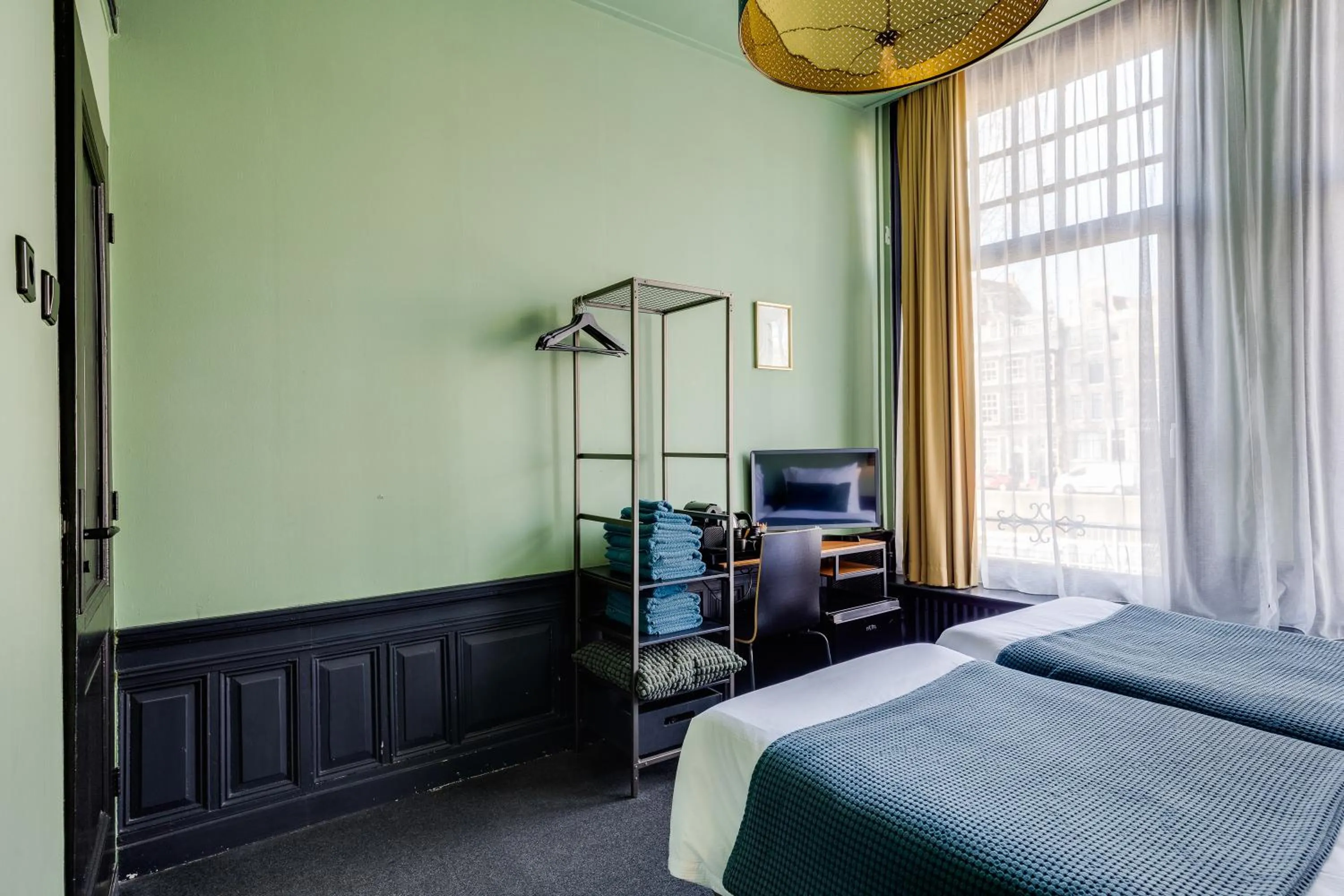 TV and multimedia, Bed in SeventyFive