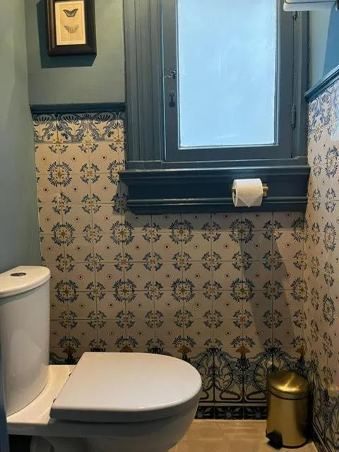 Toilet in SeventyFive