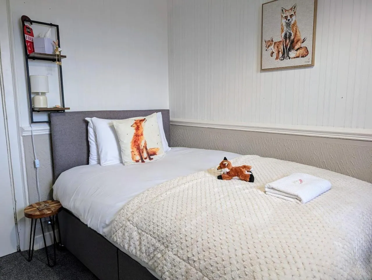 Bed in Graham Arms Inn