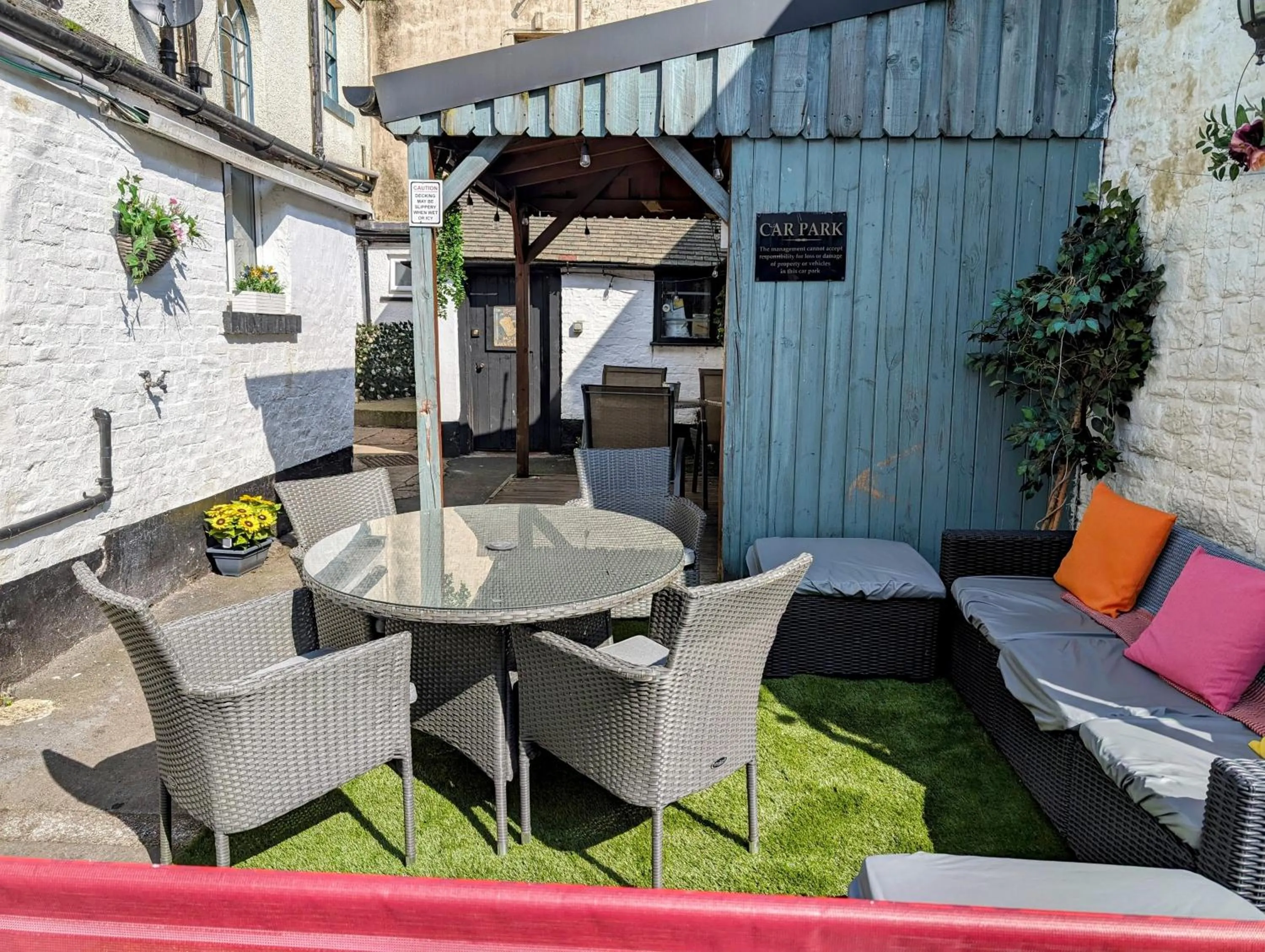 Garden in Graham Arms Inn