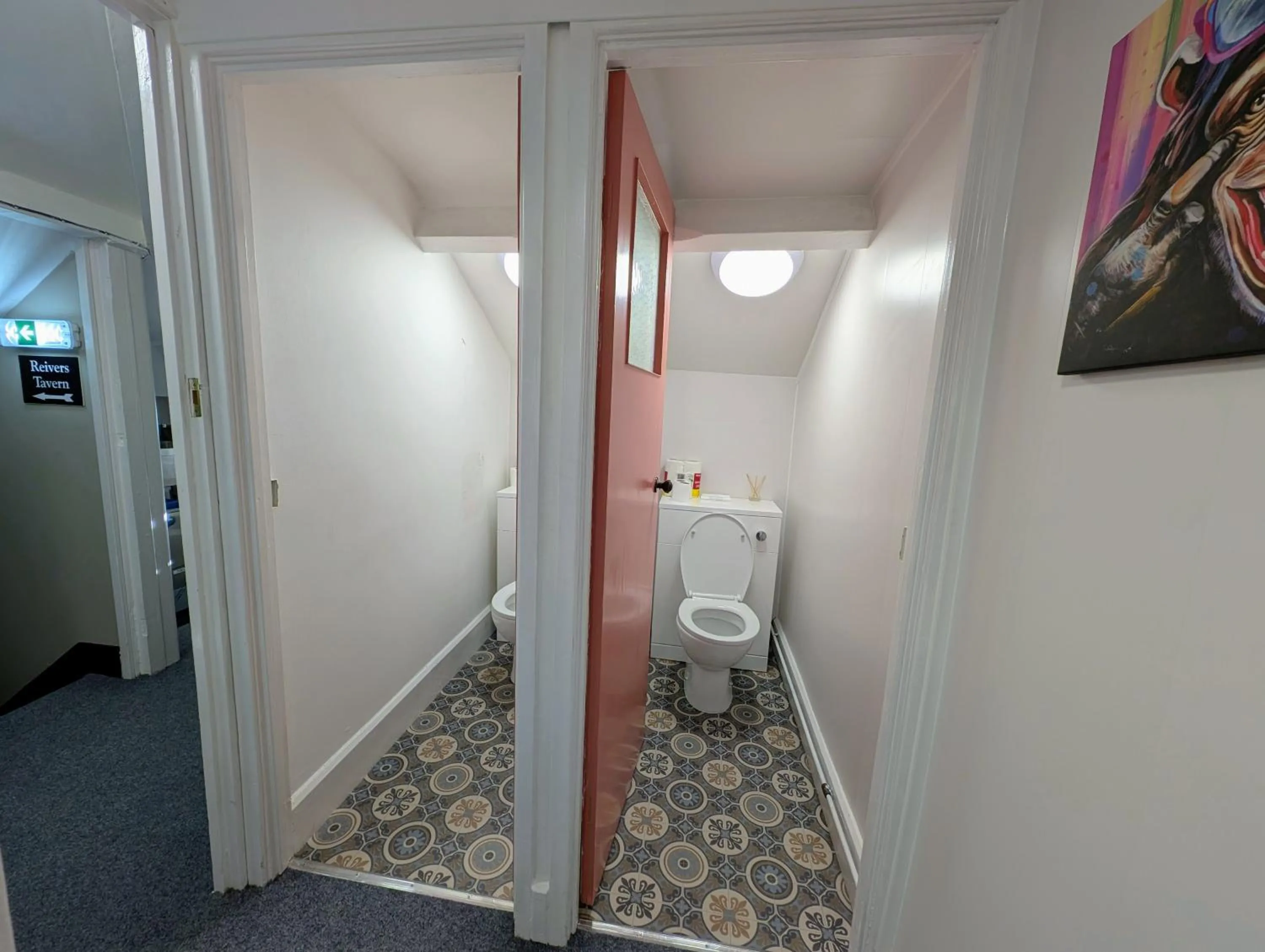 Toilet in Graham Arms Inn