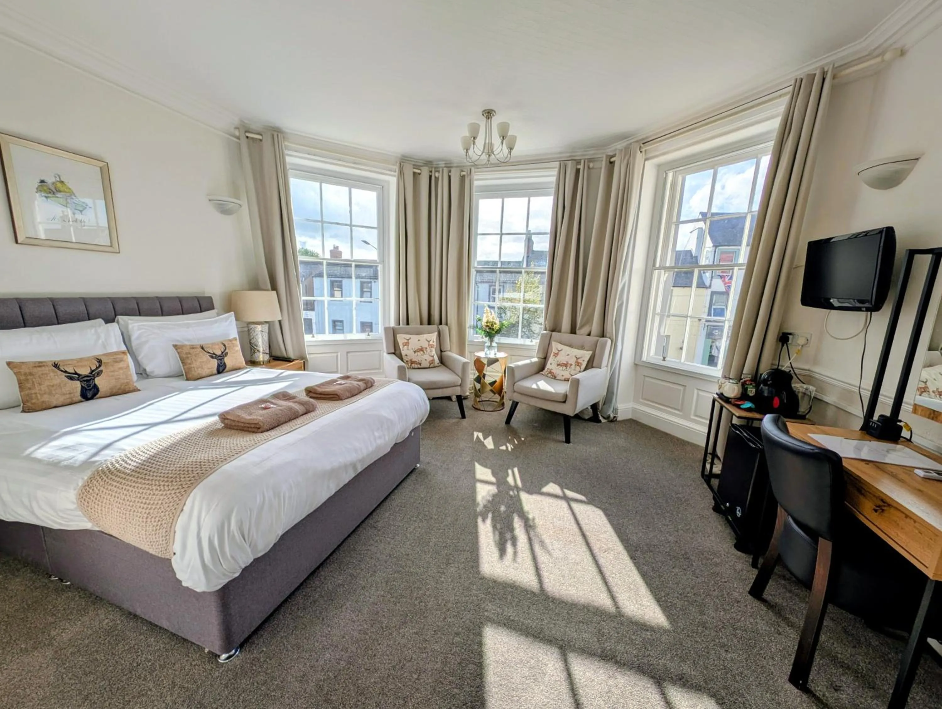 Bed in Graham Arms Inn