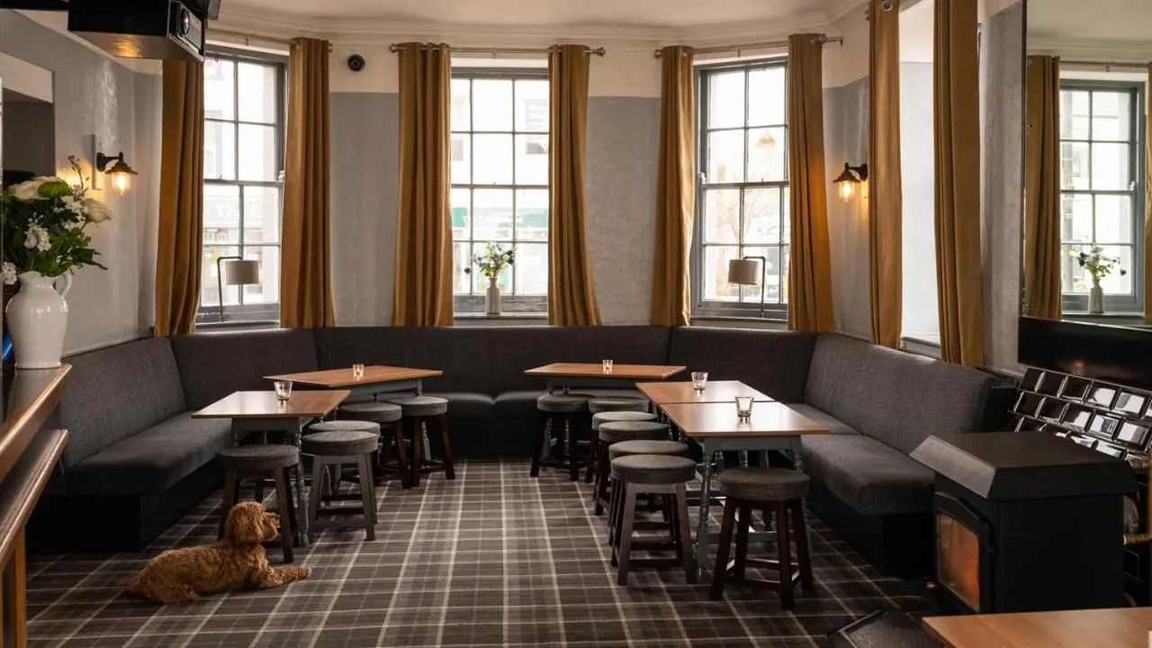Restaurant/places to eat in Graham Arms Inn