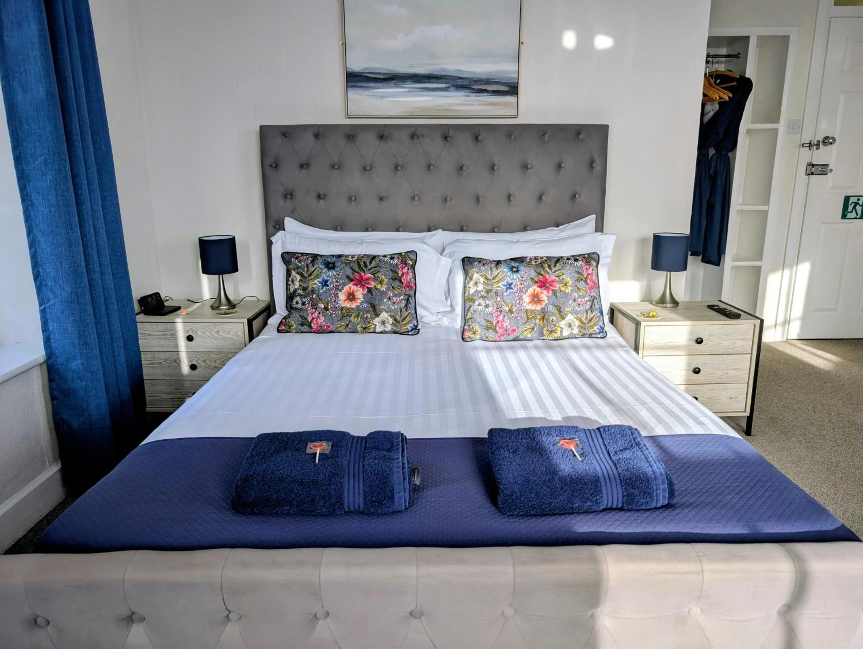 Bed in Graham Arms Inn