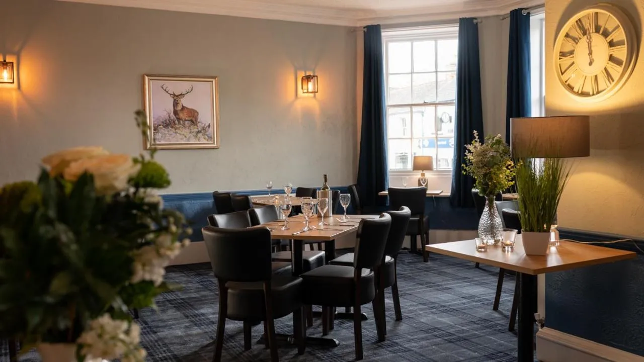 Restaurant/places to eat in Graham Arms Inn