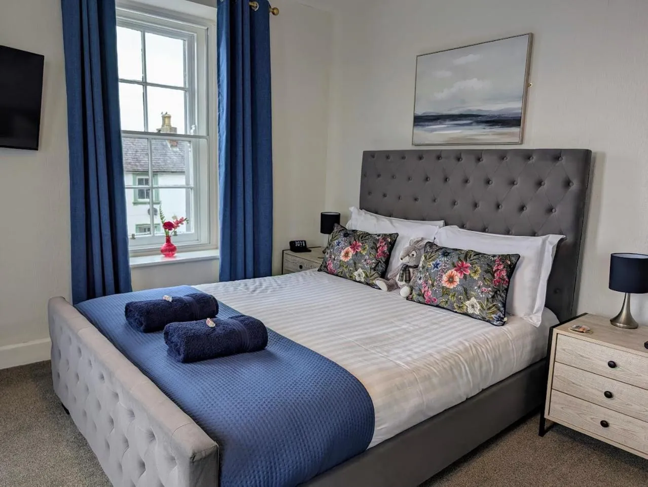 Bed in Graham Arms Inn