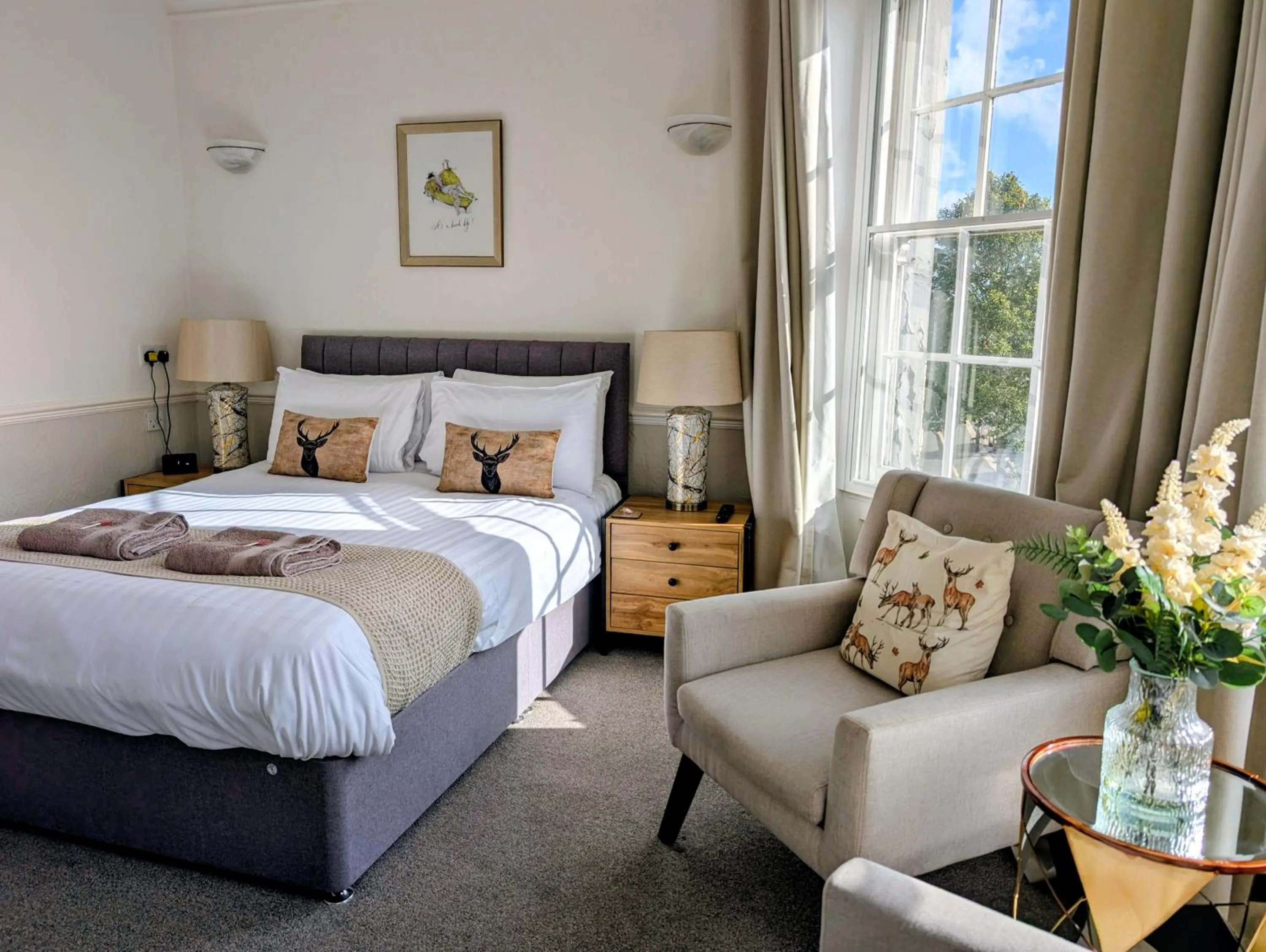 Bed in Graham Arms Inn