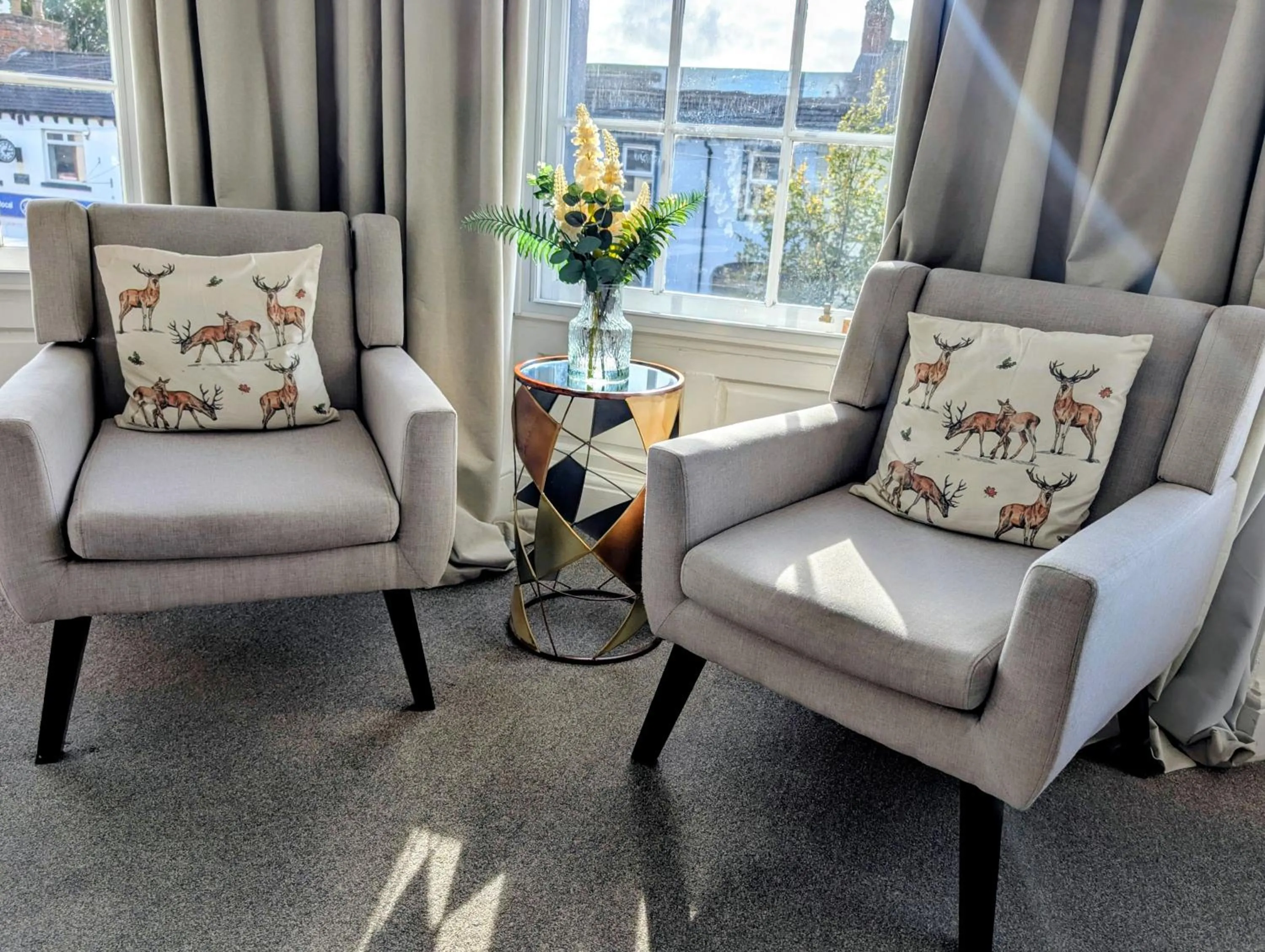 Seating area in Graham Arms Inn