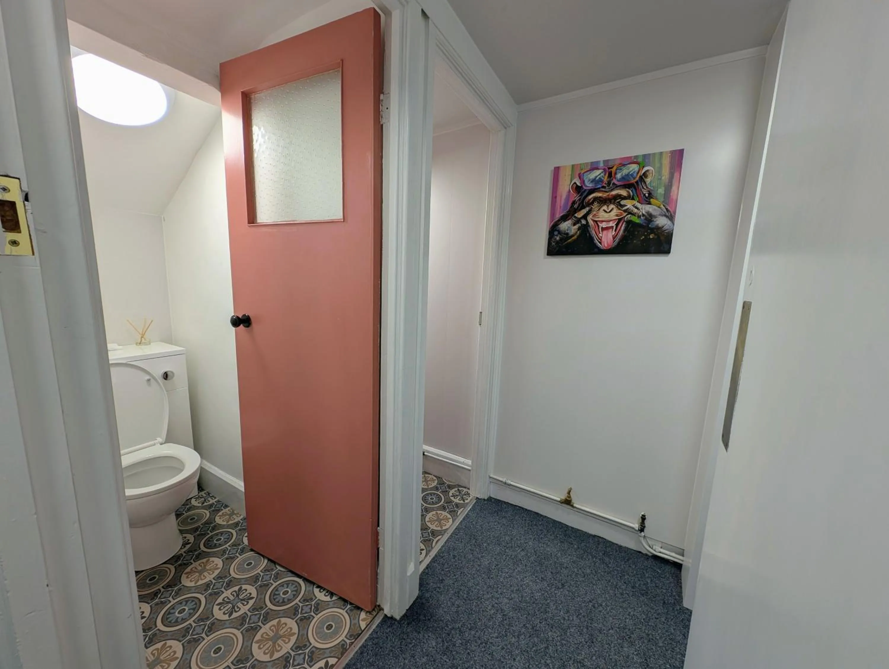 Toilet in Graham Arms Inn