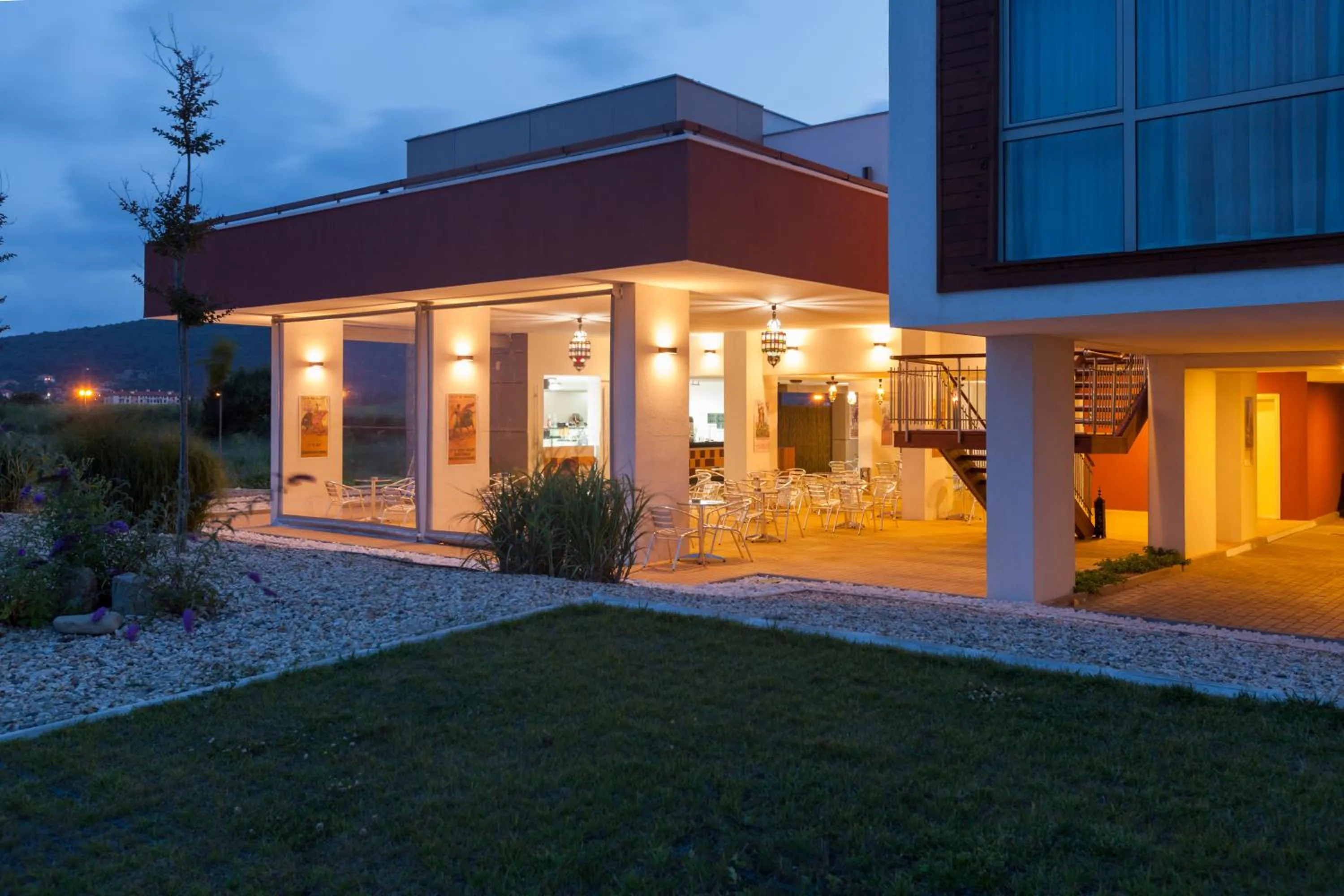 Lounge or bar in Sol Luna Bay All Inclusive