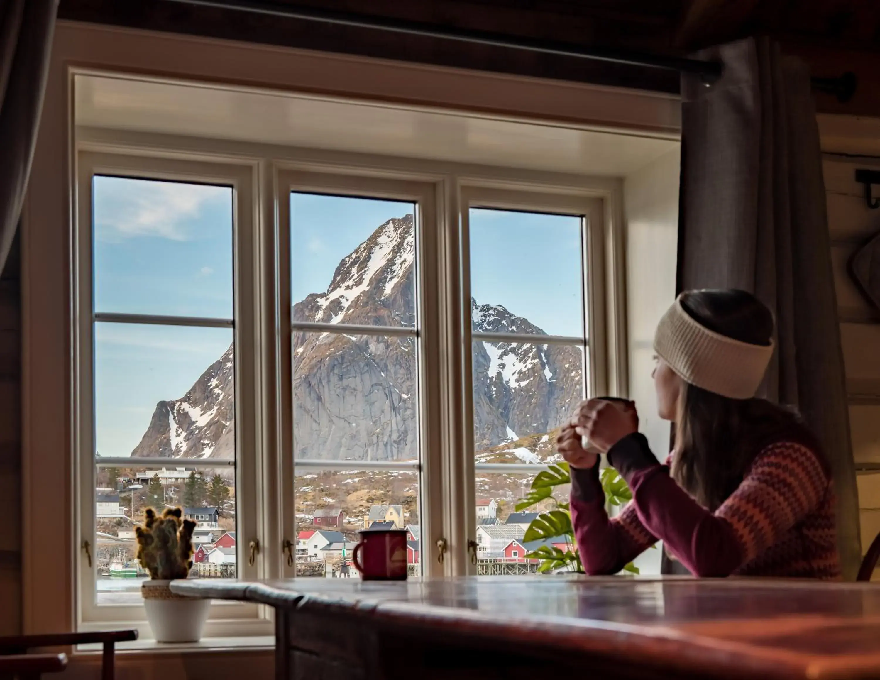 Two-Bedroom Superior Rorbu Cabin with Sea View in Reine Rorbuer - by Classic Norway Hotels Two-Bedroom Superior Rorbu Cabin with Sea View in Reine Rorbuer - by Classic Norway Hotels
