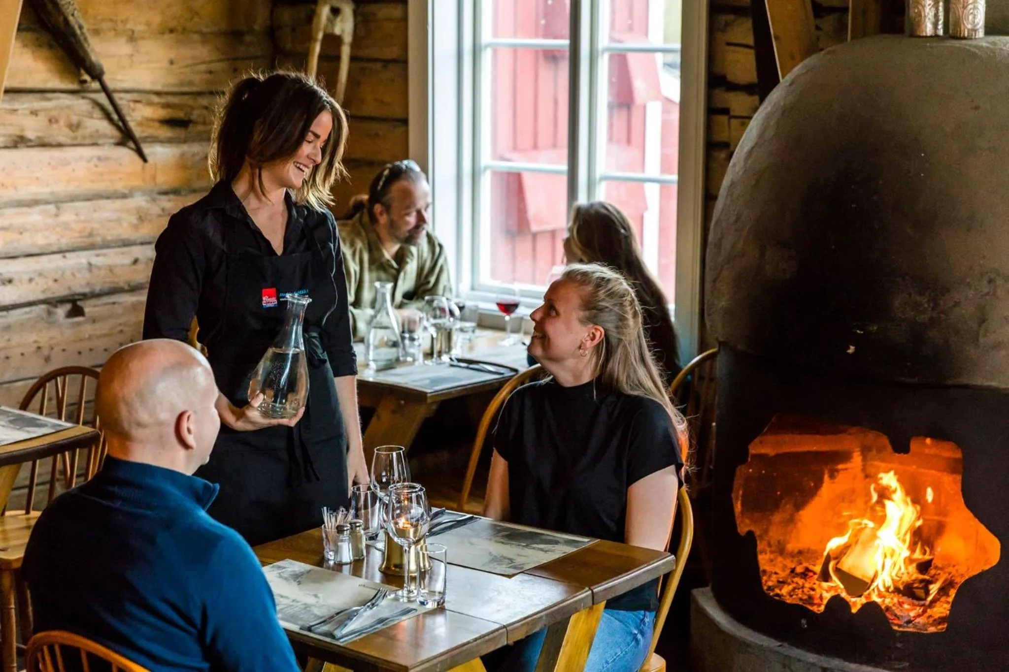 Restaurant/places to eat in Reine Rorbuer - by Classic Norway Hotels