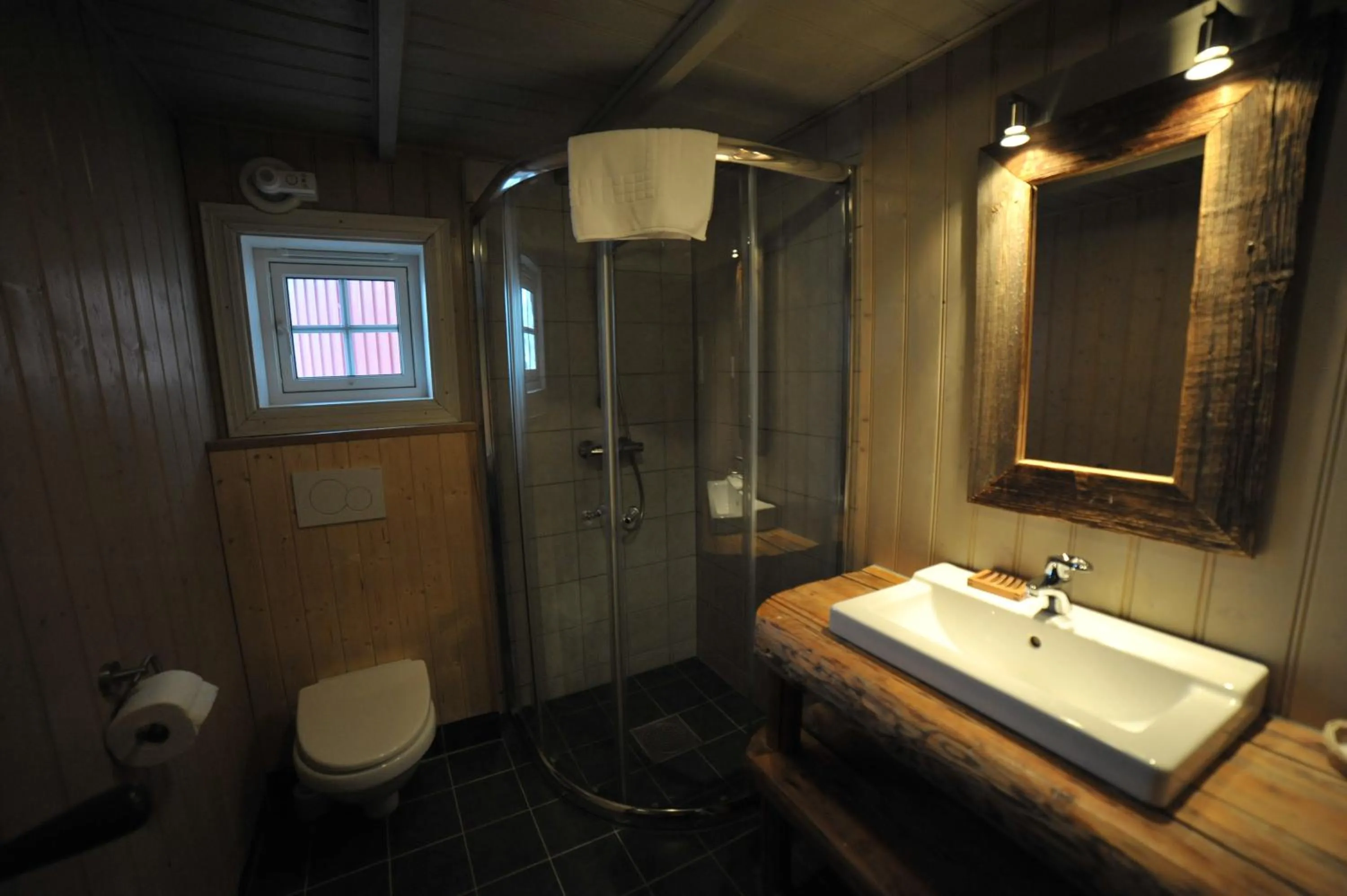 Bathroom in Reine Rorbuer - by Classic Norway Hotels
