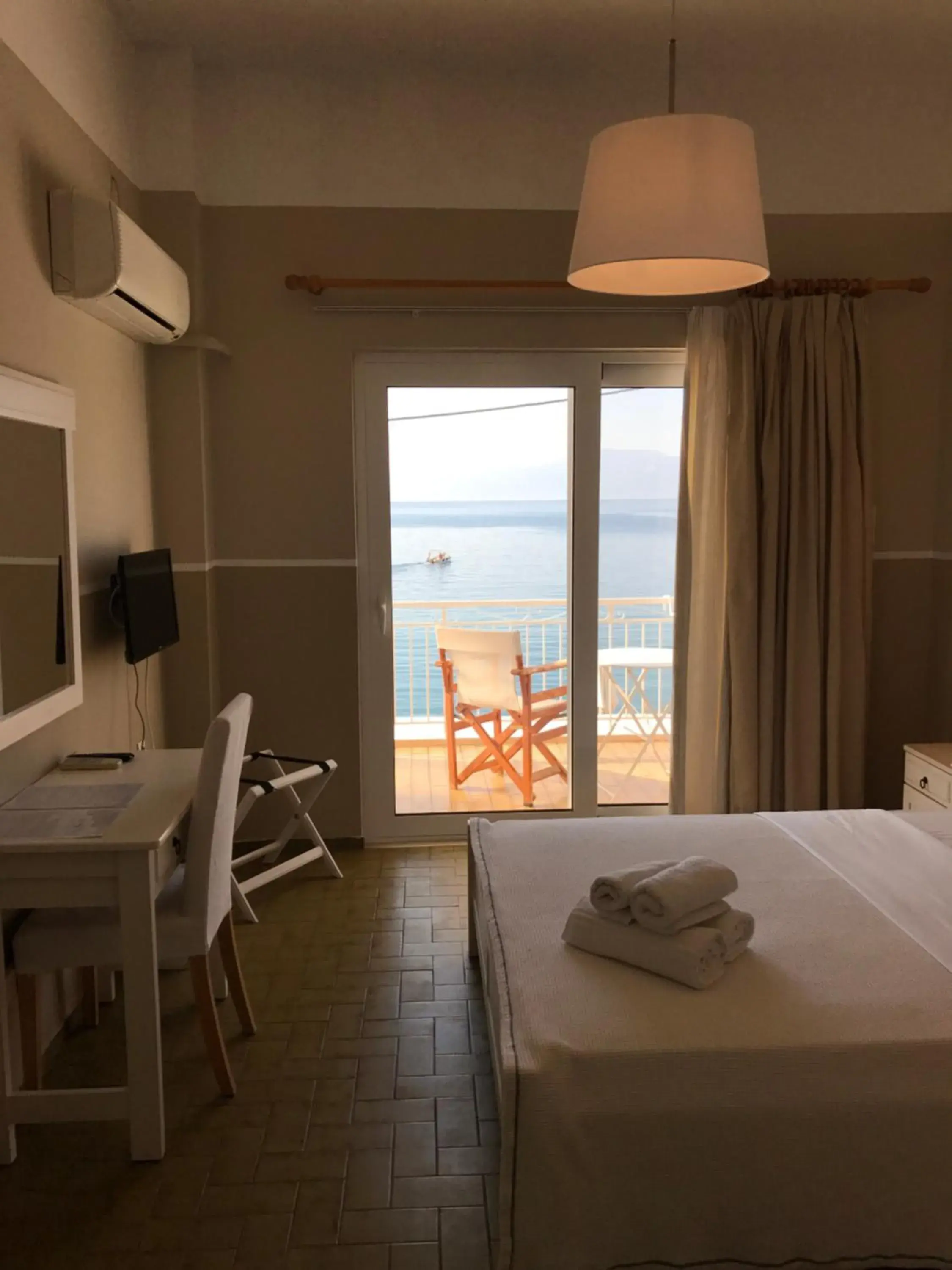 Double Room with Sea View in Paradisos Double Room with Sea View in Paradisos