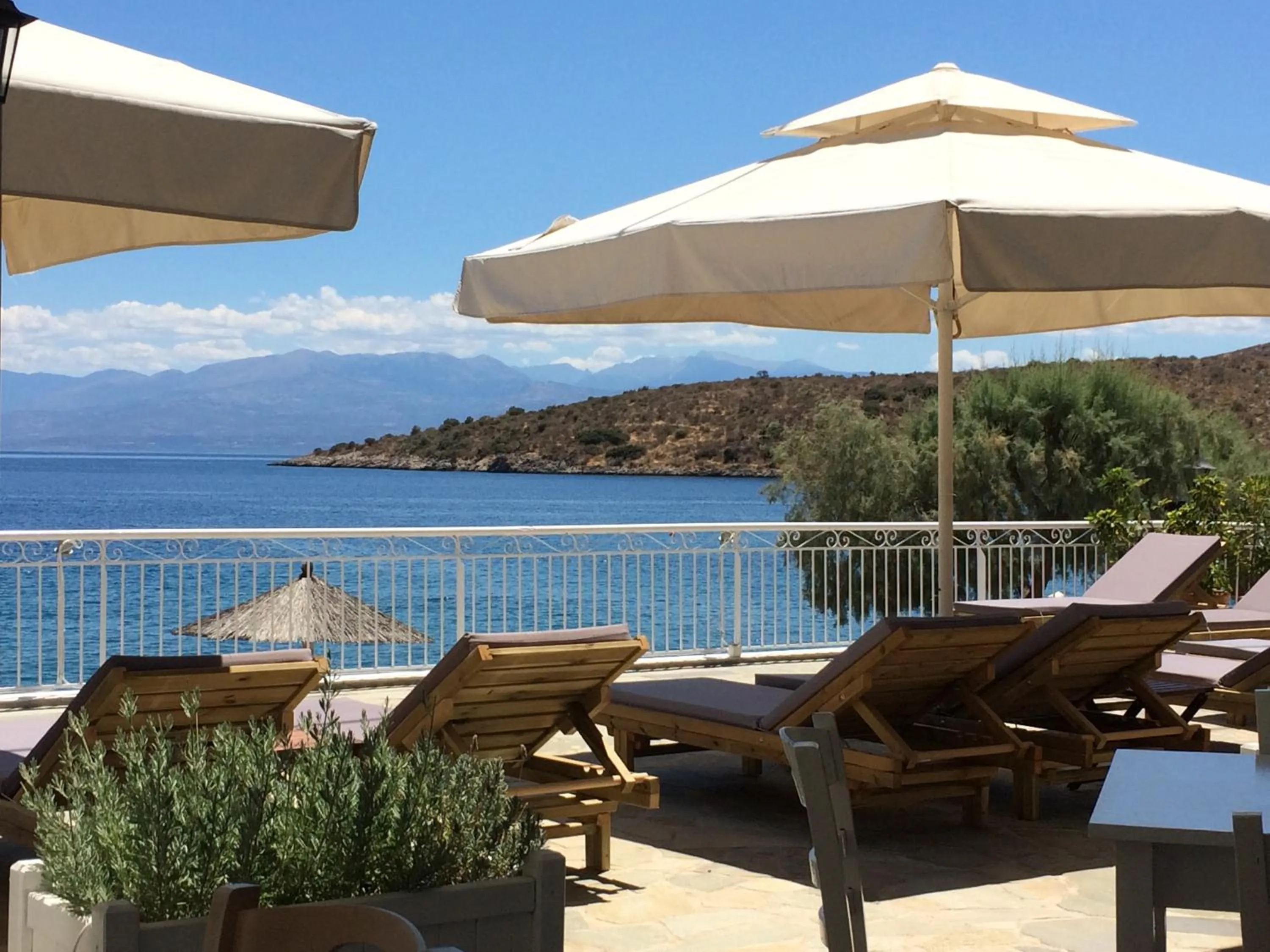 Balcony/Terrace in Paradisos