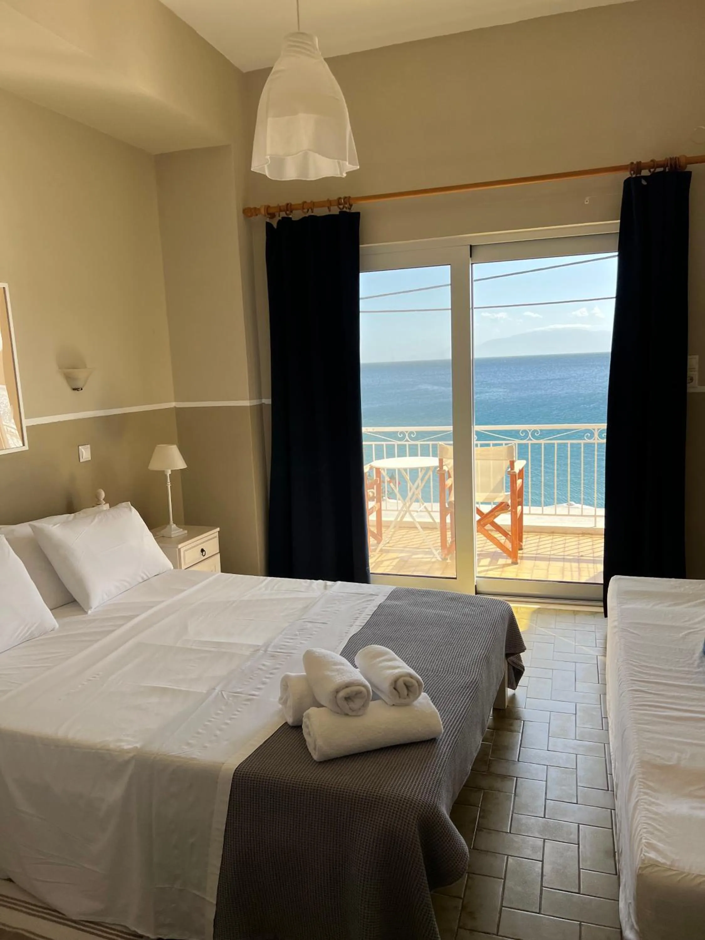 View (from property/room), Bed in Paradisos