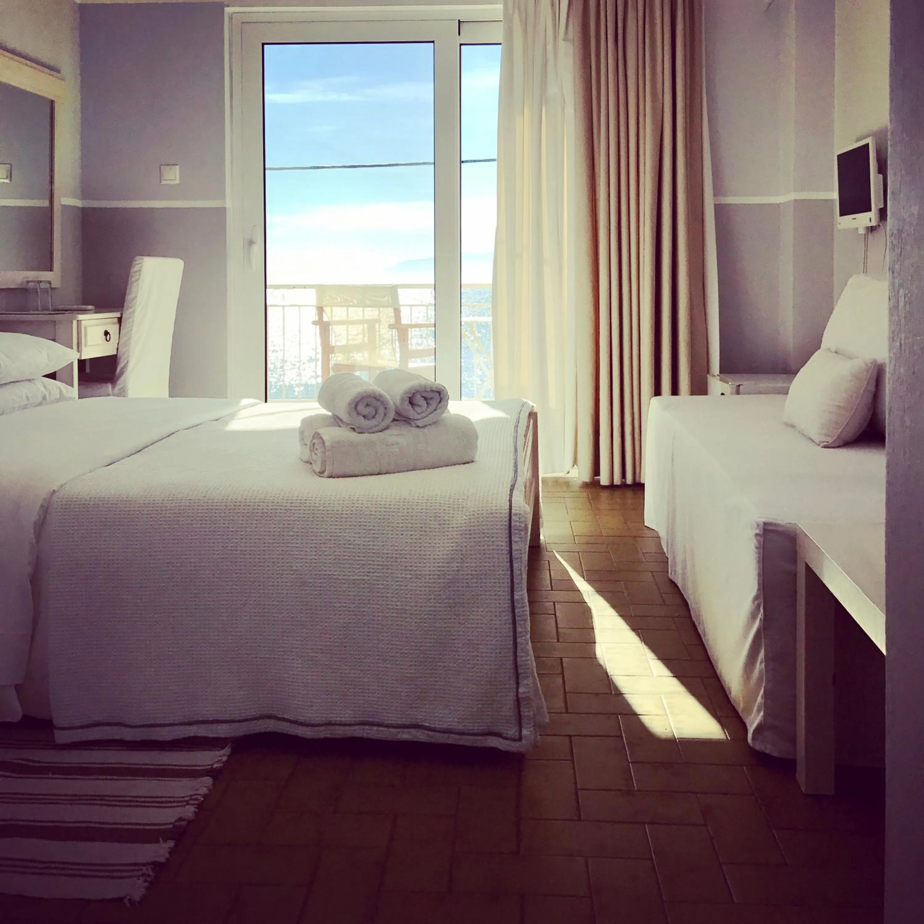 Balcony/Terrace, Bed in Paradisos