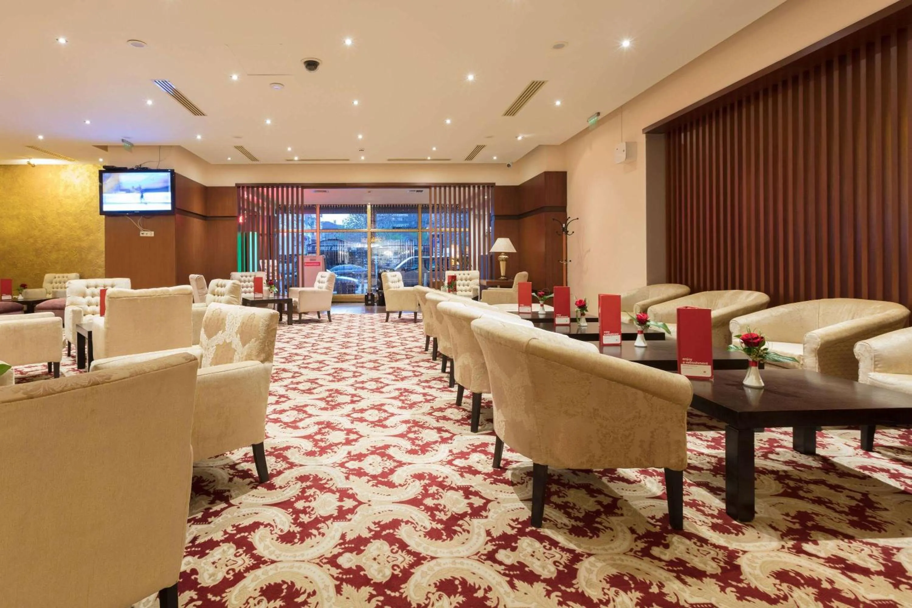 Lobby or reception in Ramada by Wyndham Sofia City Center