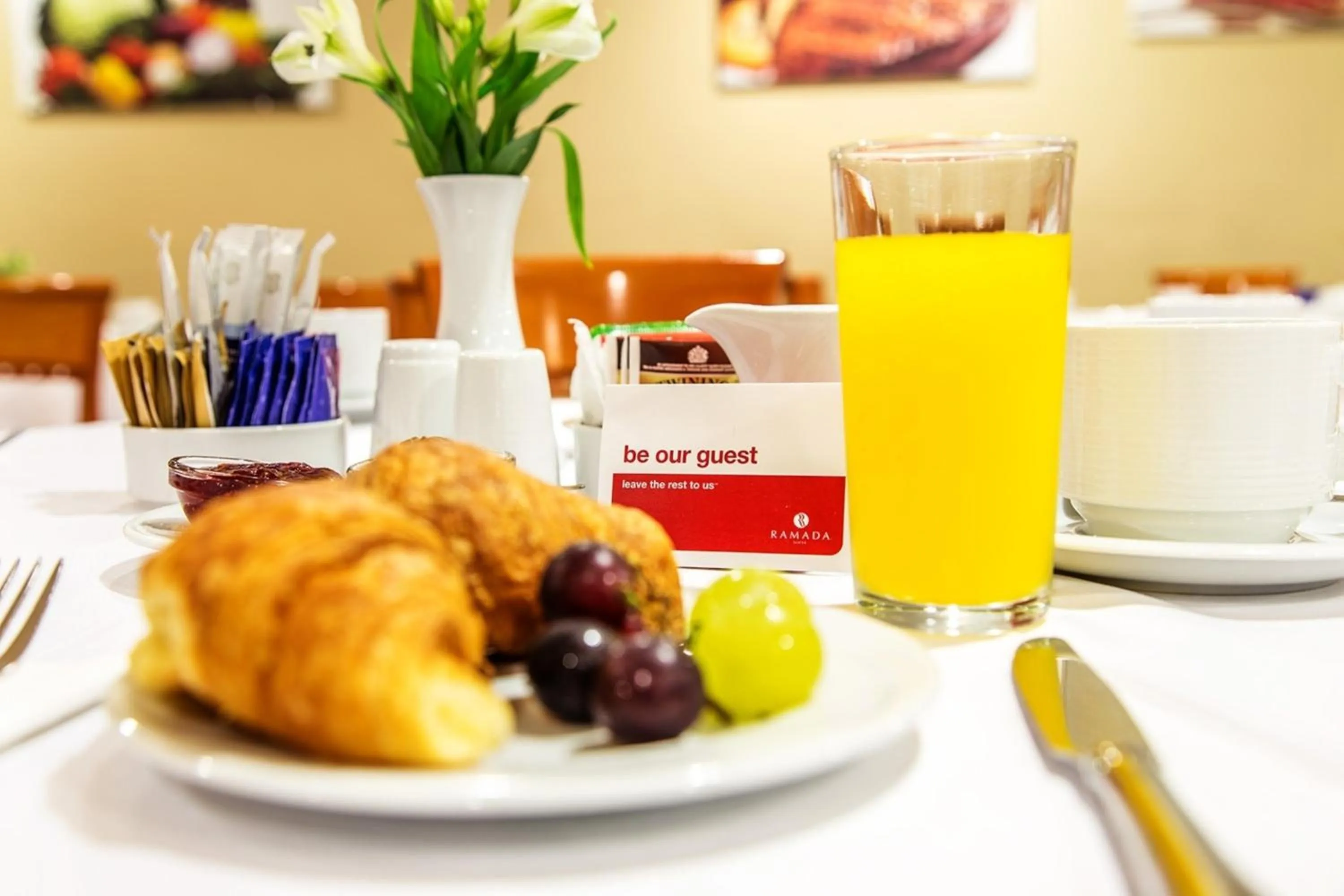 Restaurant/places to eat in Ramada by Wyndham Sofia City Center