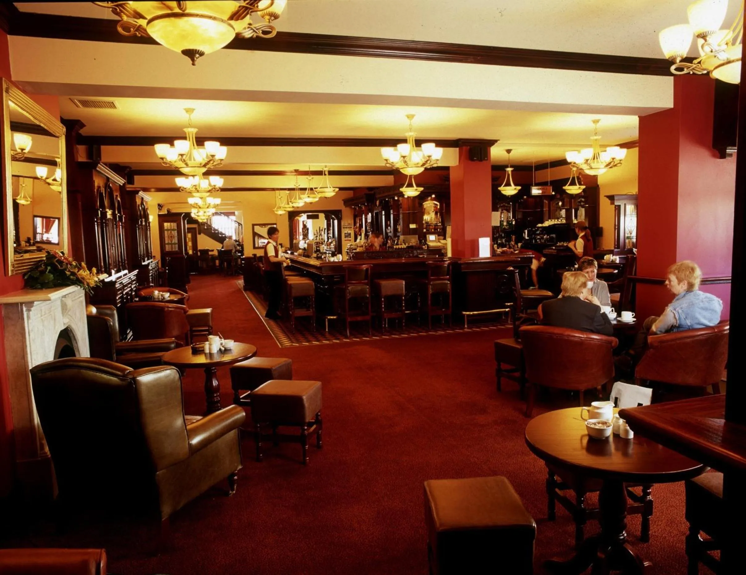 Restaurant/places to eat in Ashbourne House Hotel