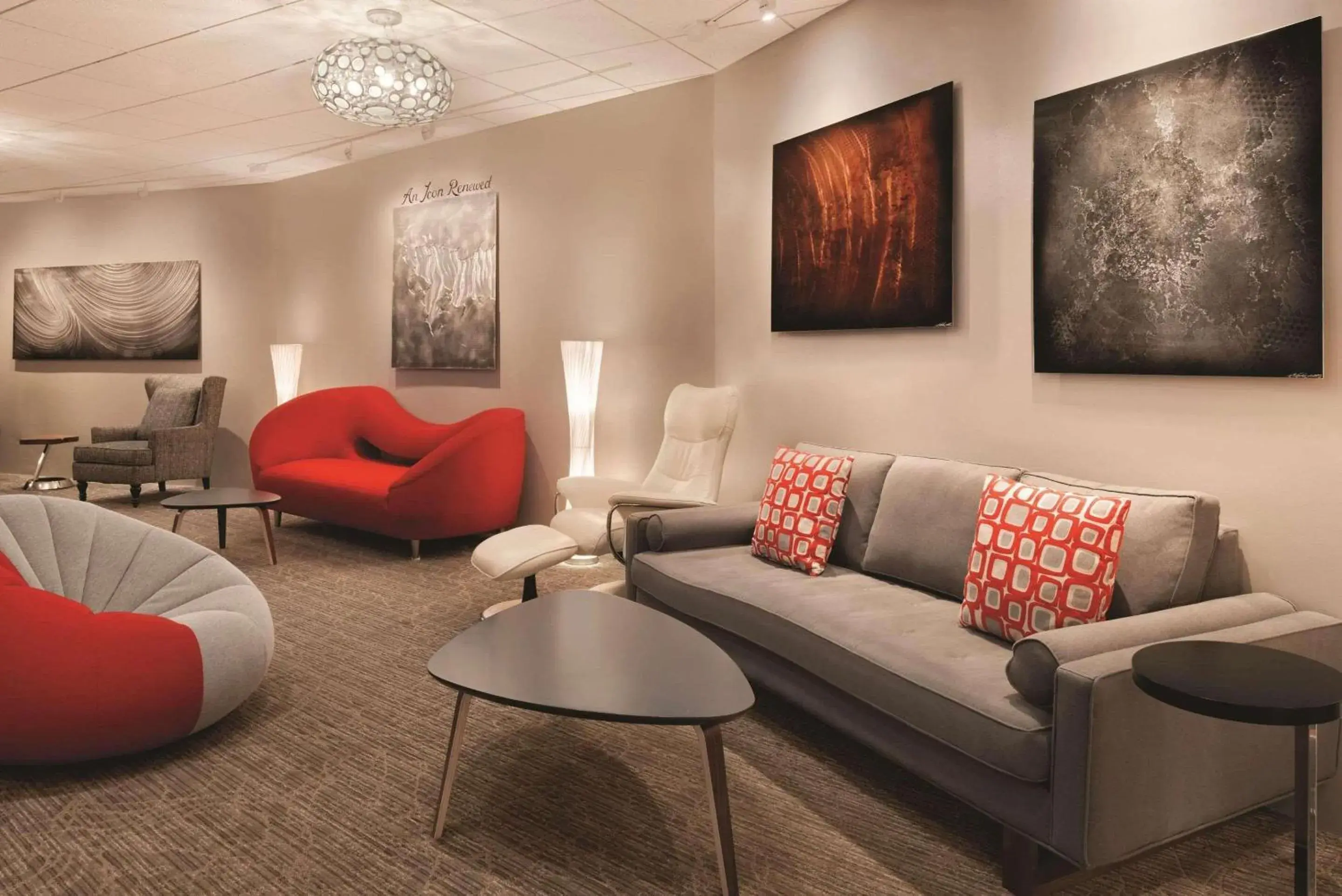 Lobby or reception in Radisson Hotel Cincinnati Riverfront Lobby or reception in Radisson Hotel Cincinnati Riverfront