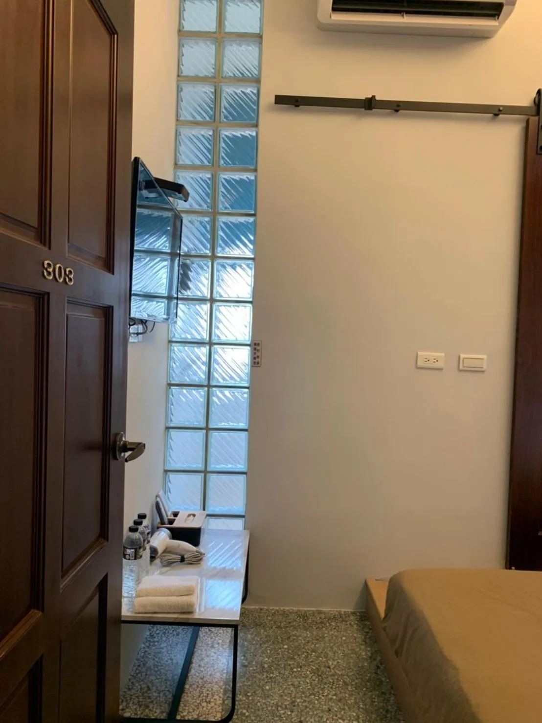 Photo of the whole room in OYAJI Guesthouse 歐野基民家宿泊