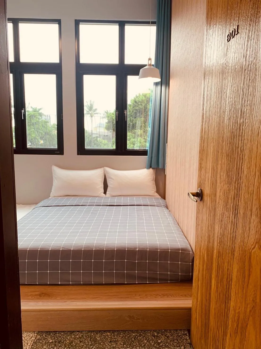 Photo of the whole room, Bed in OYAJI Guesthouse 歐野基民家宿泊