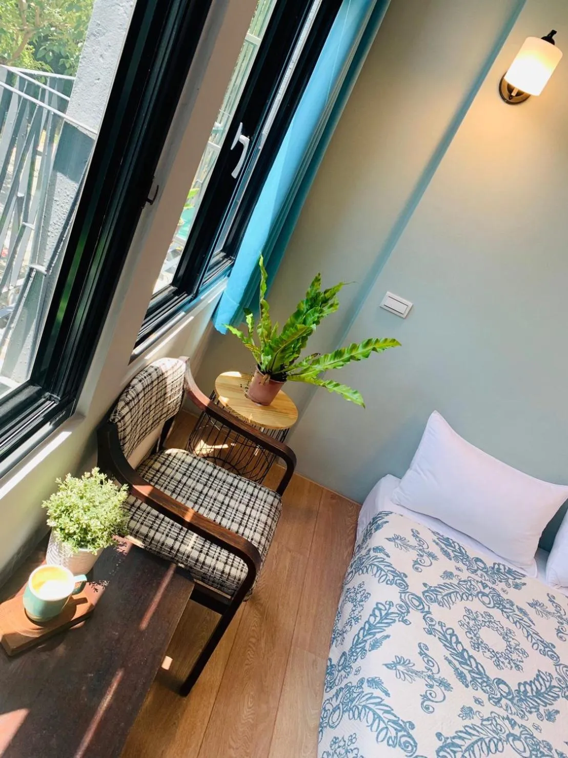 Seating area, Bed in OYAJI Guesthouse 歐野基民家宿泊